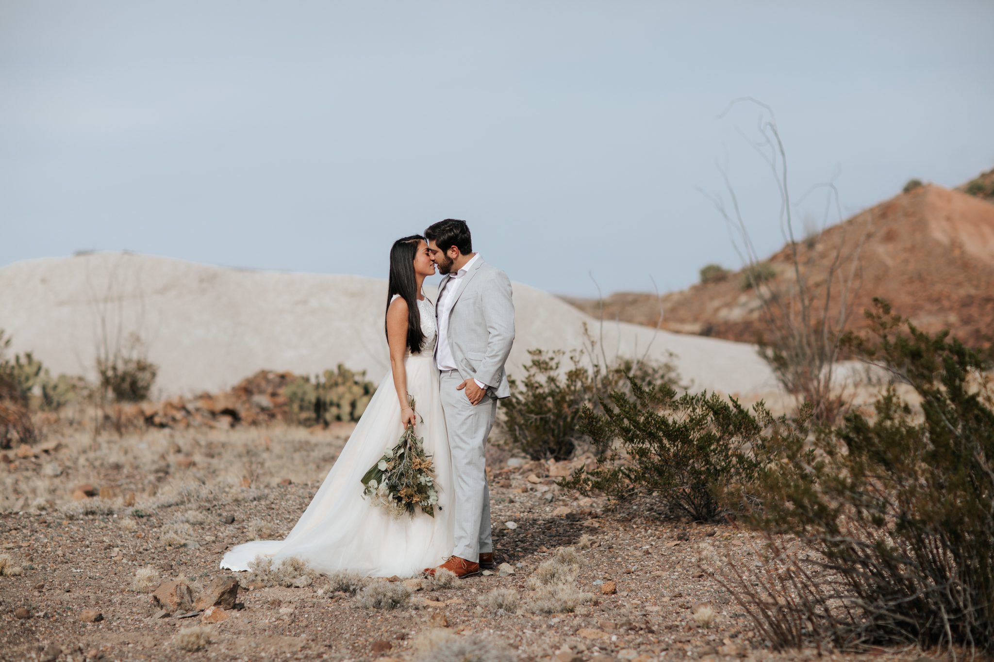 big-bend-elopement-intimate-adventure-wedding-texas-photographer-nature-colorado-23.jpg