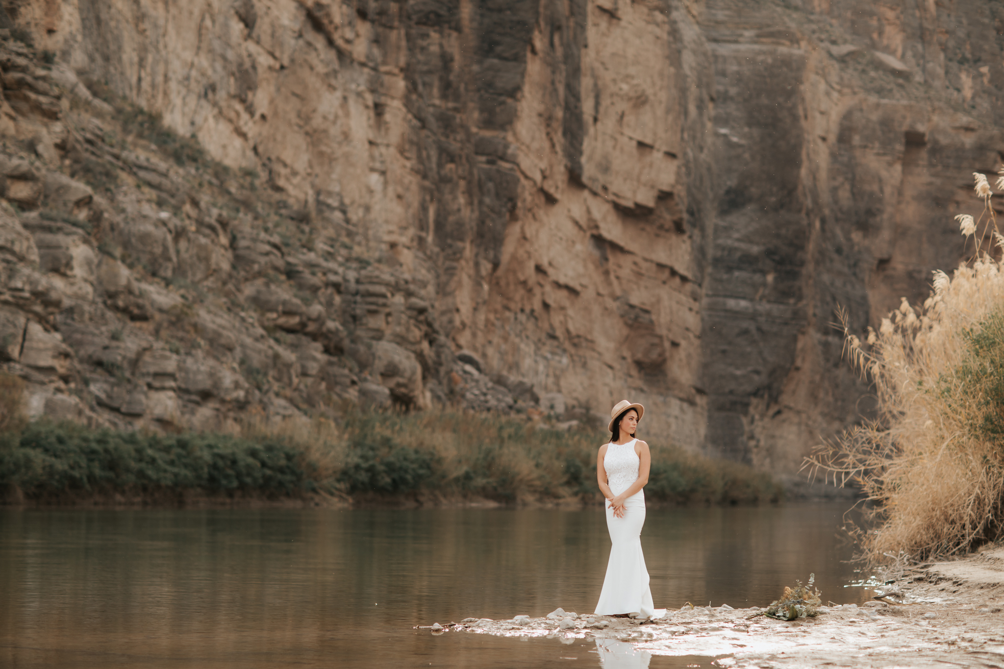 big-bend-elopement-intimate-adventure-wedding-texas-photographer-nature-colorado-49.jpg