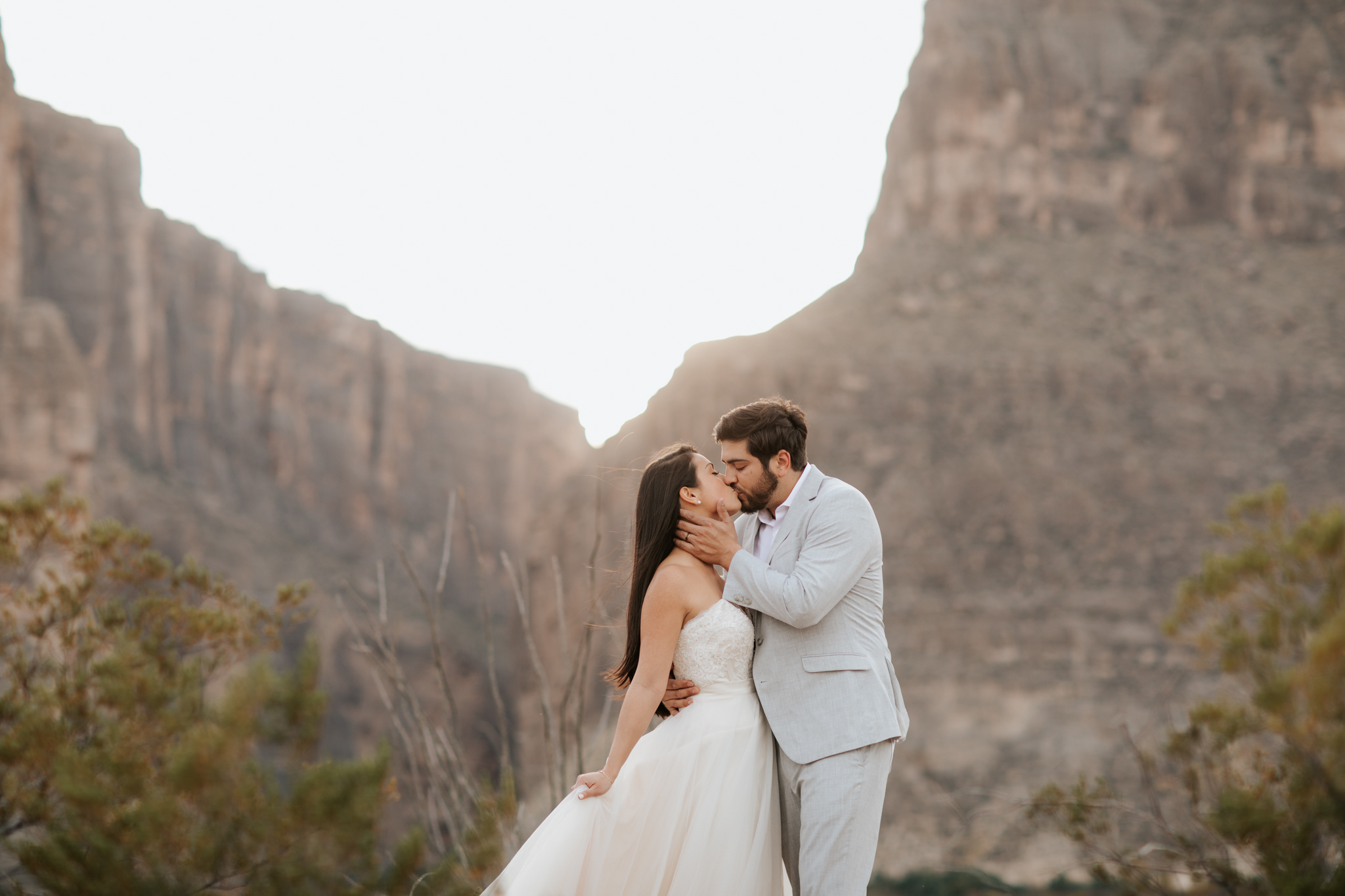 big-bend-elopement-intimate-adventure-wedding-texas-photographer-nature-colorado-100.jpg