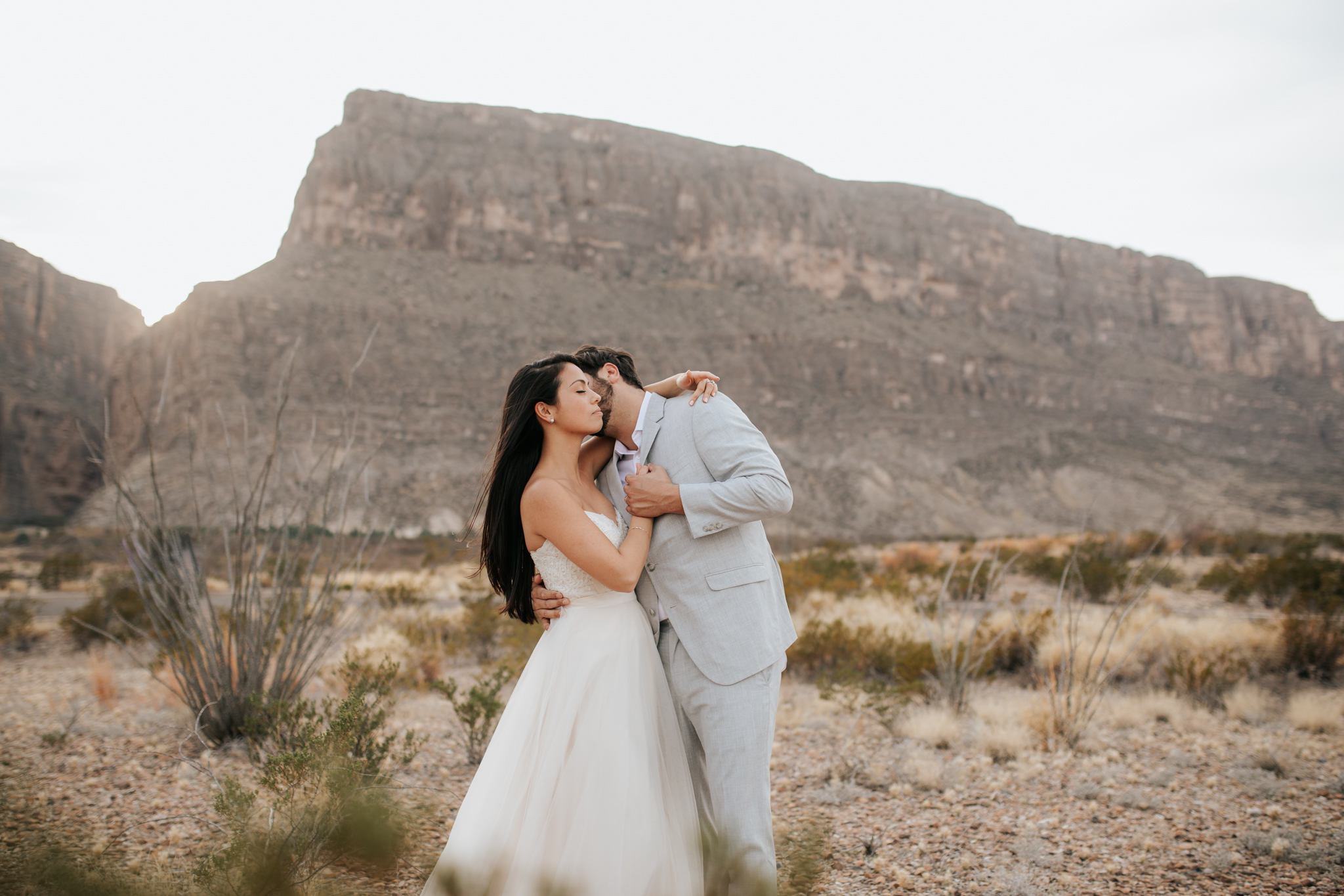 big-bend-elopement-intimate-adventure-wedding-texas-photographer-nature-colorado-102.jpg