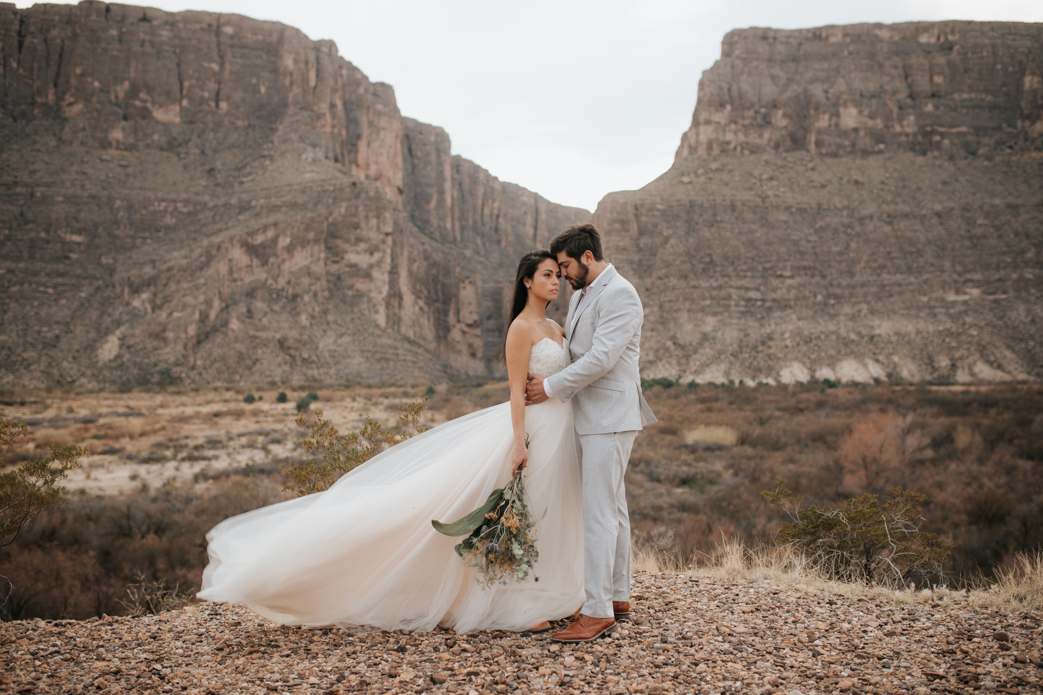big-bend-elopement-intimate-adventure-wedding-texas-photographer-nature-colorado-119.jpg