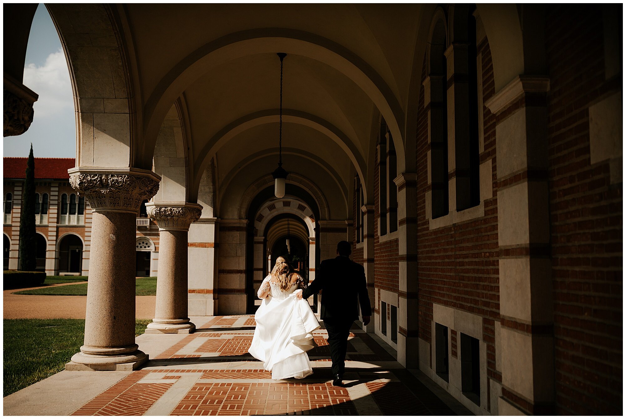 adrianna-houston-wedding-photographer-elopement-intimate-engagement-0079_Blog.jpg