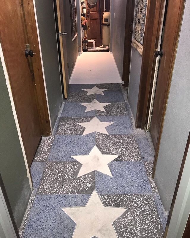 A Work in Progress The Hallway Of Stars! The Stars are not Done yet we will be doing a Special Gspec MIx of Epoxy Cement in them White with different Crystals in them. 
#concrete #hallway #stars #shine #concreteterrazzo using our @Aquron polishing sy