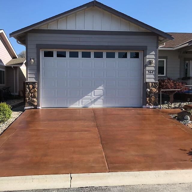 Keeping your Driveway looking in its best condition just takes Maintnence. 
Here we just completed a Driveway upgrade, clean, color, caulking &amp; Applying Concrete Sealant w/ UV Protection - our sealants Will Not Yellow or turn white. We only use t