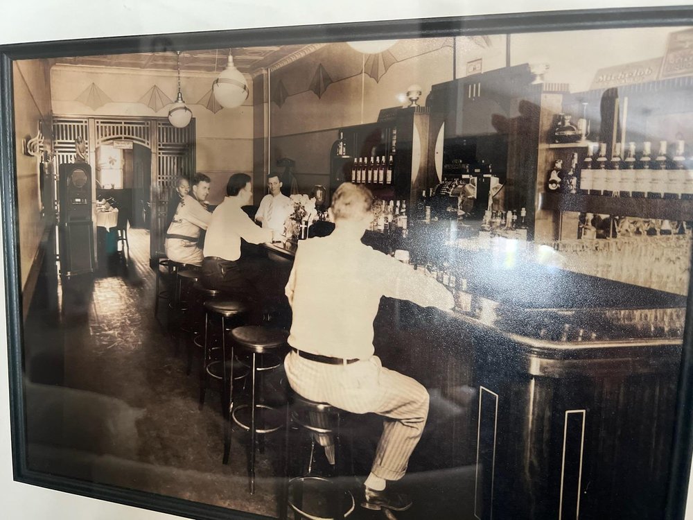 Stefanos-greek-restaurant-NYC-1920s.jpg
