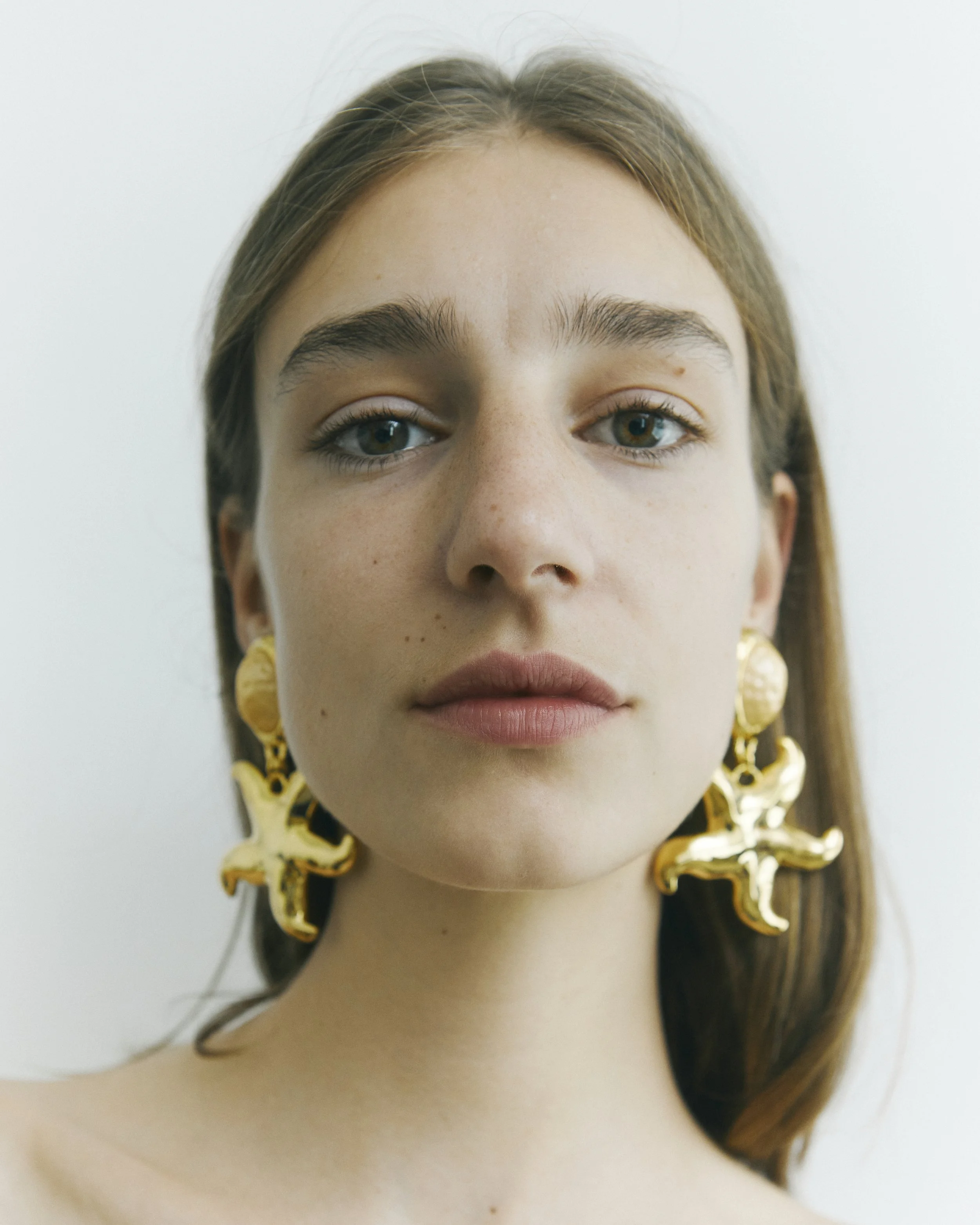 300923_LR_SALLY_JEWELLERY_TEST__CLARA_SHOT_02_033.jpg