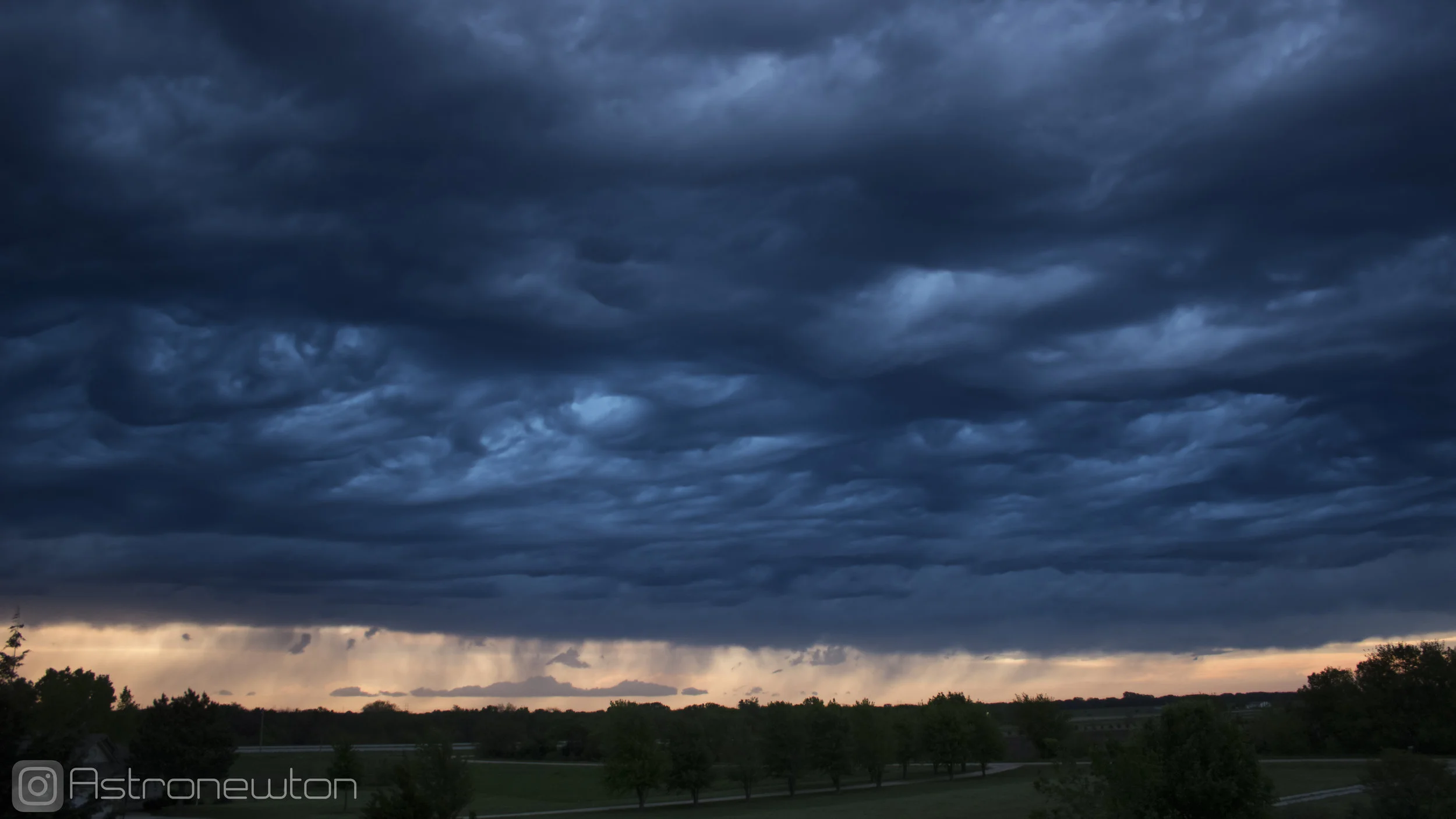 Asperitas Clouds (I am not absolutely certain if I correctly identified these) descending like a blanket. May 5, 2019, Canon T3i + 18mm Lens