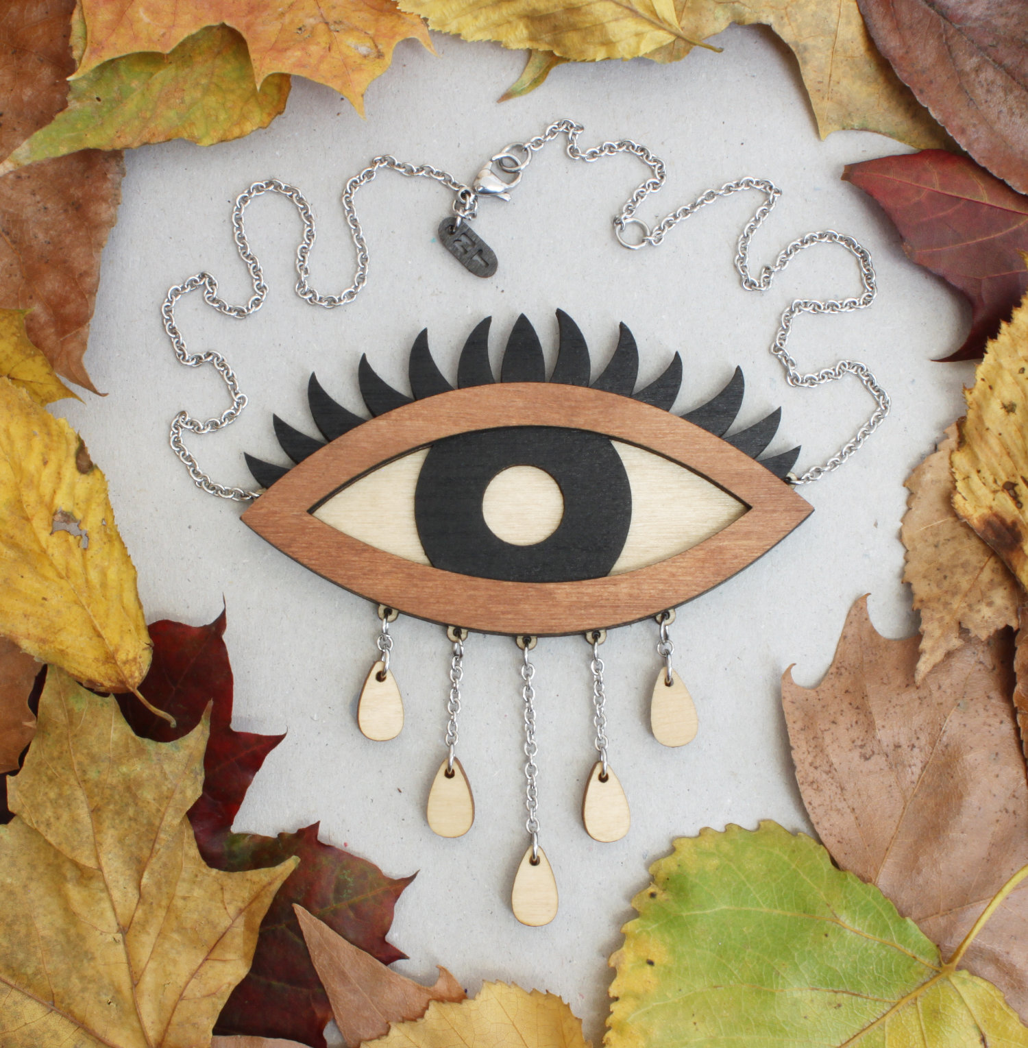 Mourning Eye Necklace Leaves.jpg