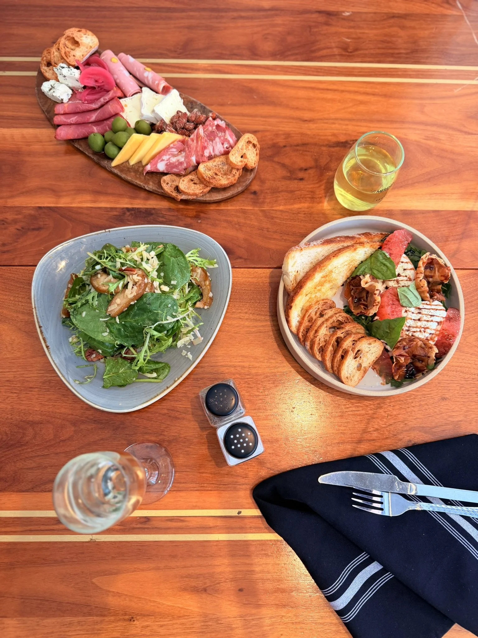 Spoke and Steele Dining.JPEG