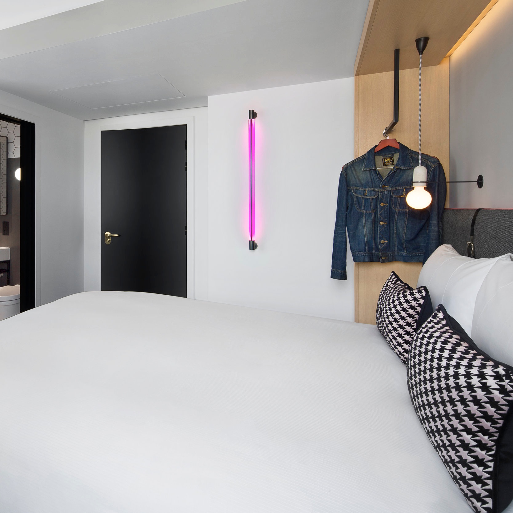 NEST+ROOM-+ASSEMBLY+LONDON-+PHOTO+CREDITS+TO+JASON+BAILEY+%288%29.jpg