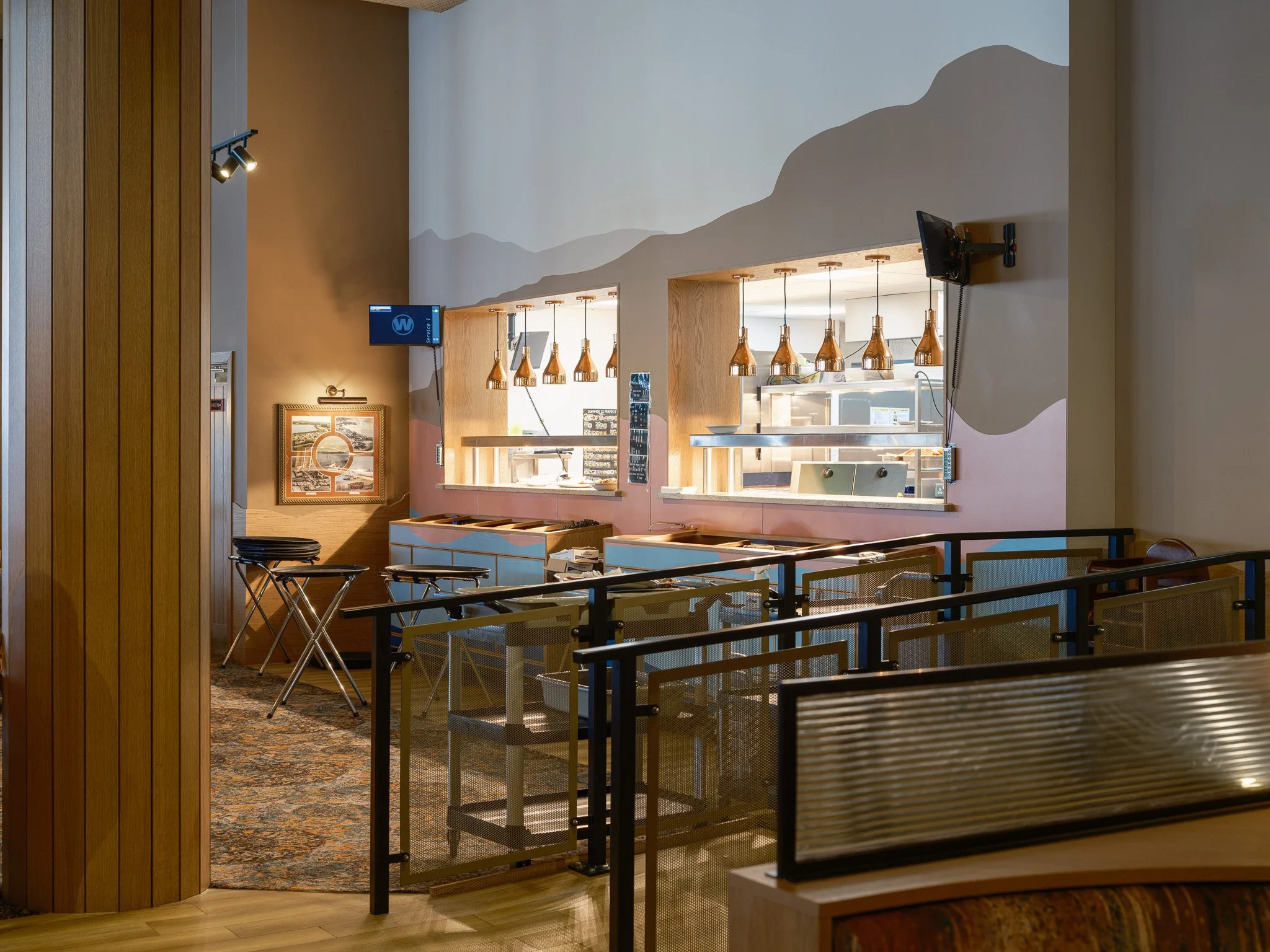 pub-8.jpg