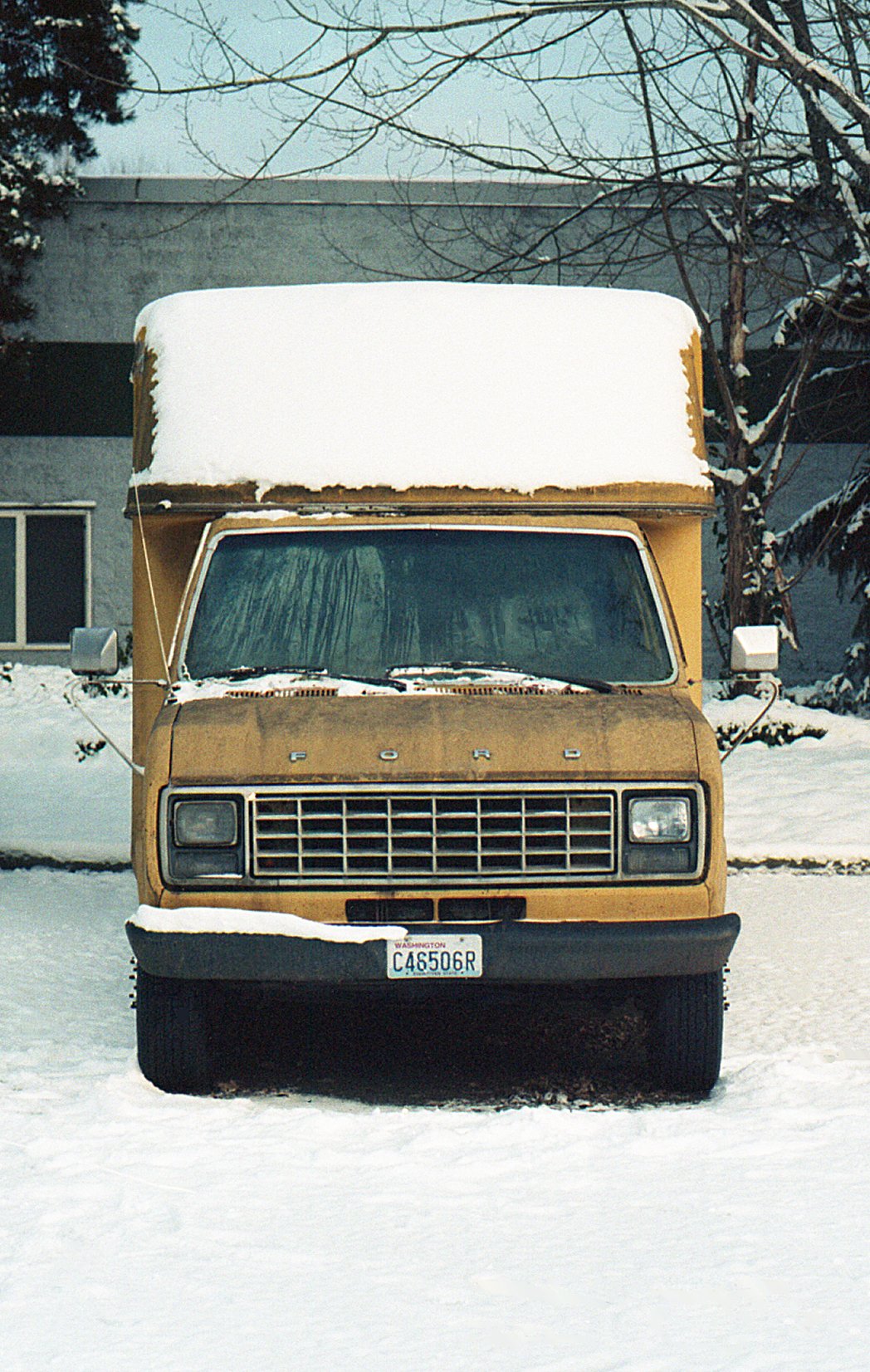 Yellow Snowy Ford in Seattle - USA 