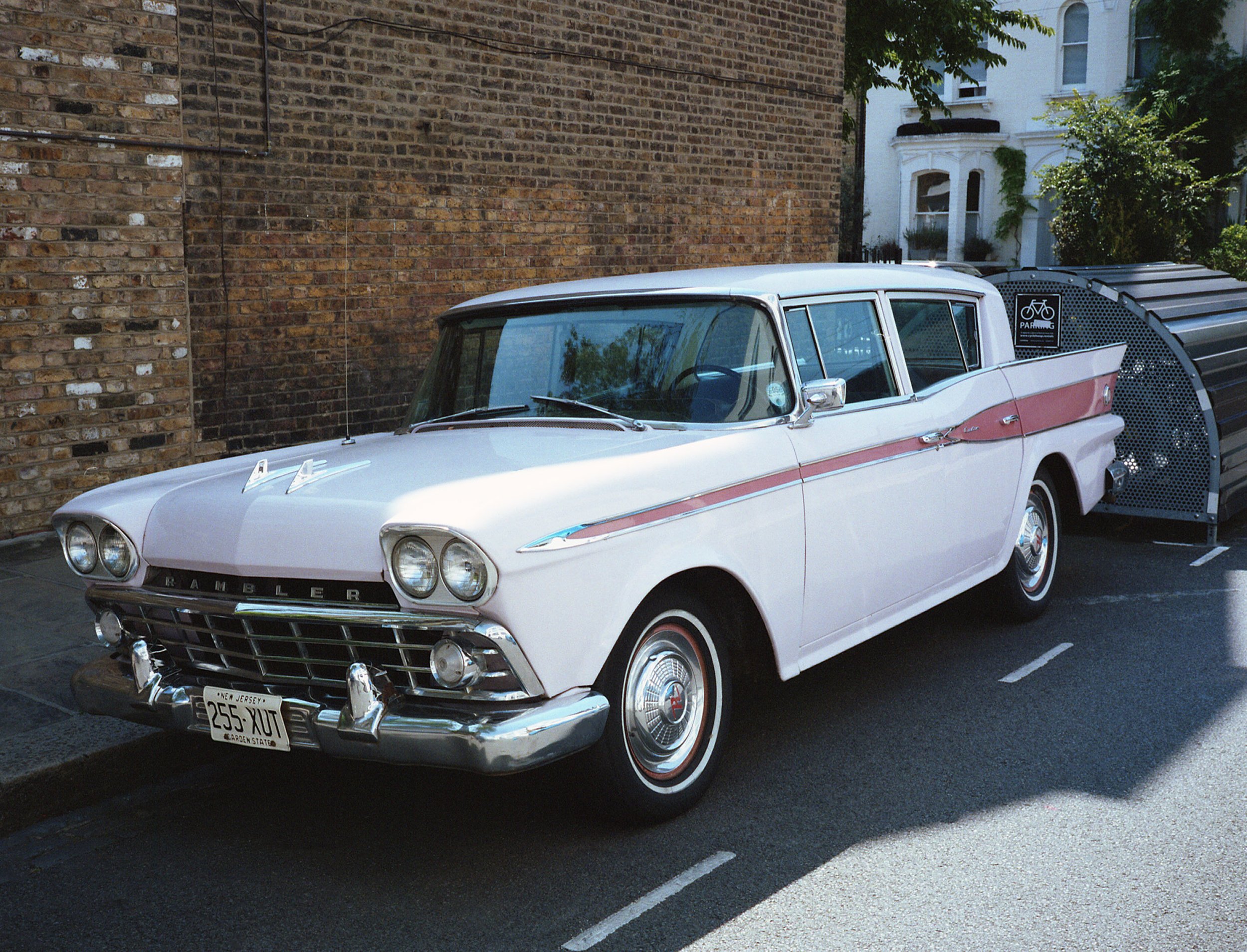  A Rambler in London from New Jersey  