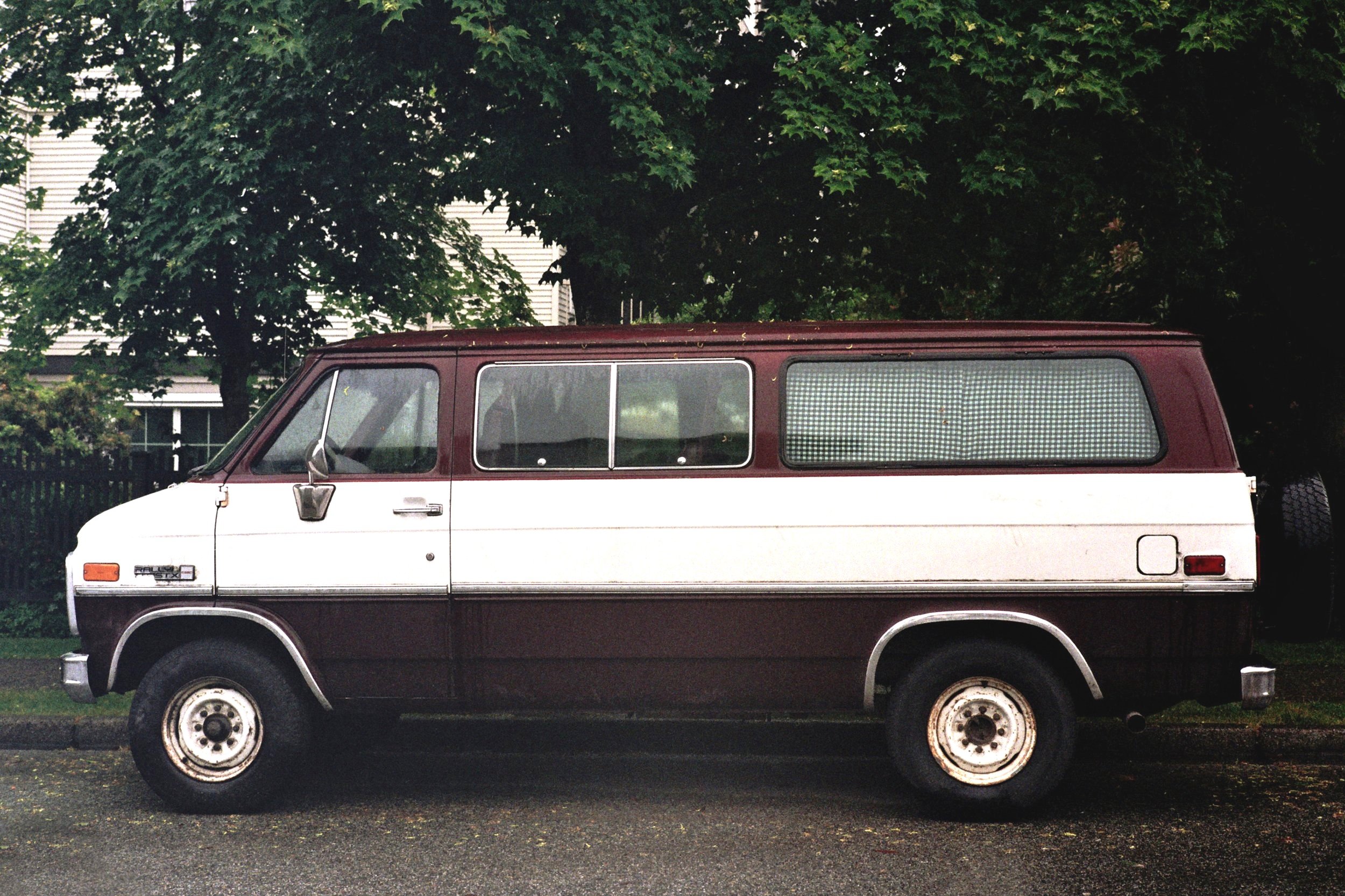  Bicolour Van in USA 