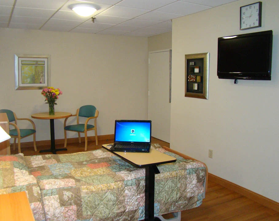 west haven room 4.jpg
