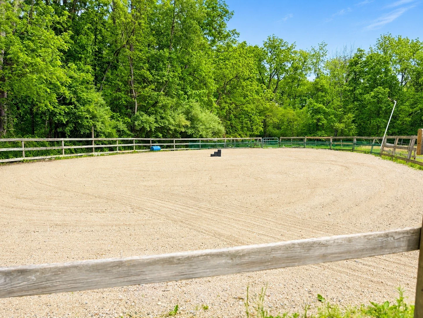 Auble Riding ring 2.jpeg