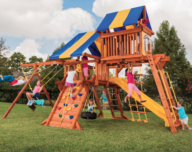 Pg. 33 5.8 Jaguar Playcenter Config. 4 w/ Tarp, Scoop Slide