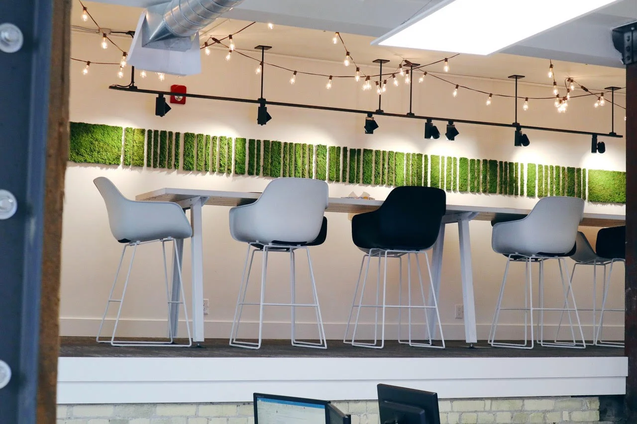 M MOSER AND ASSOCIATES - TORONTO, ON