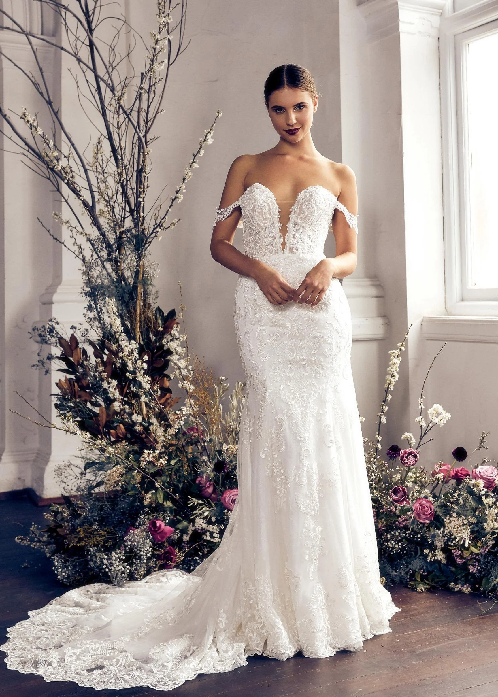 classic fitted wedding dresses