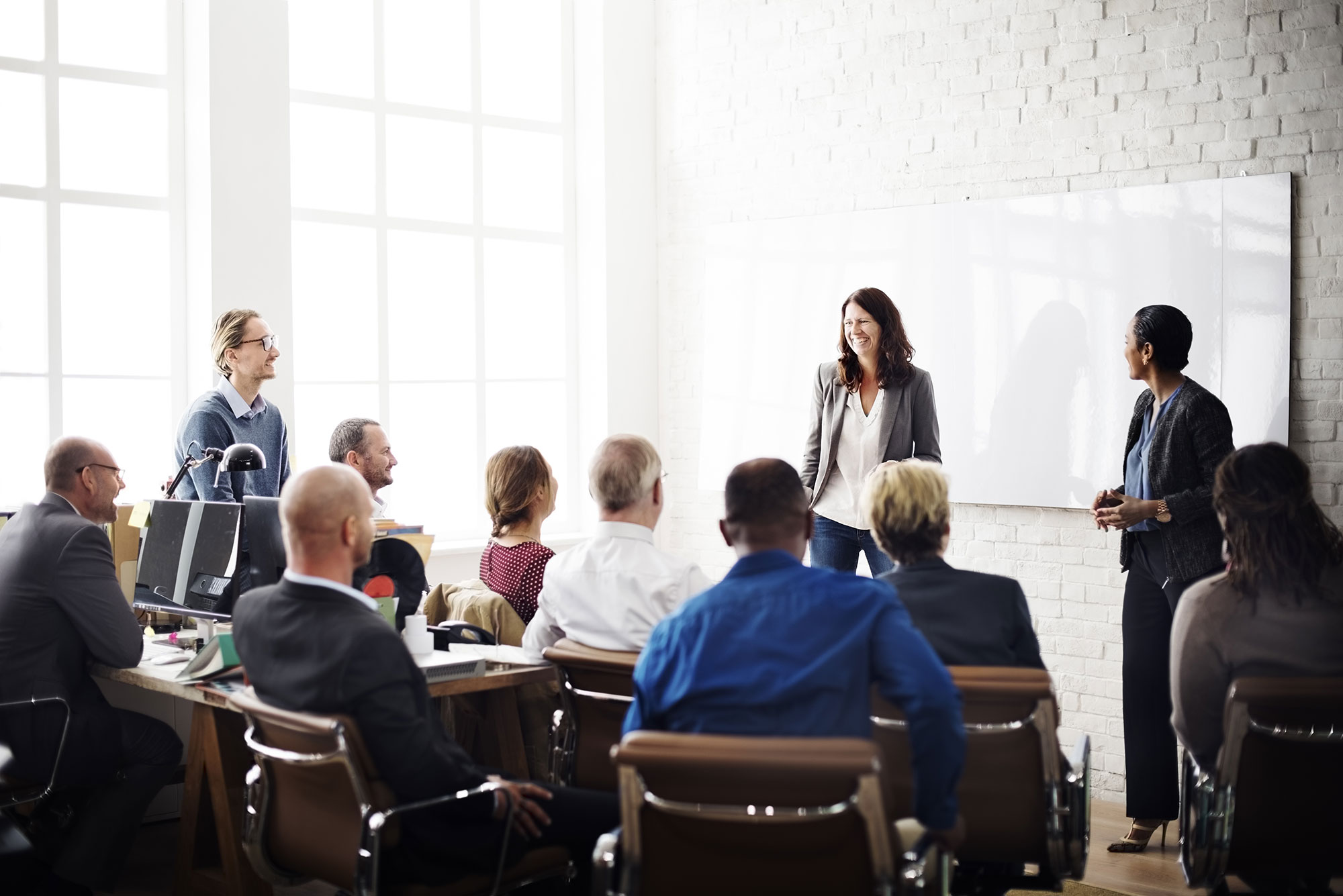 image-bkrd-meeting1.jpg