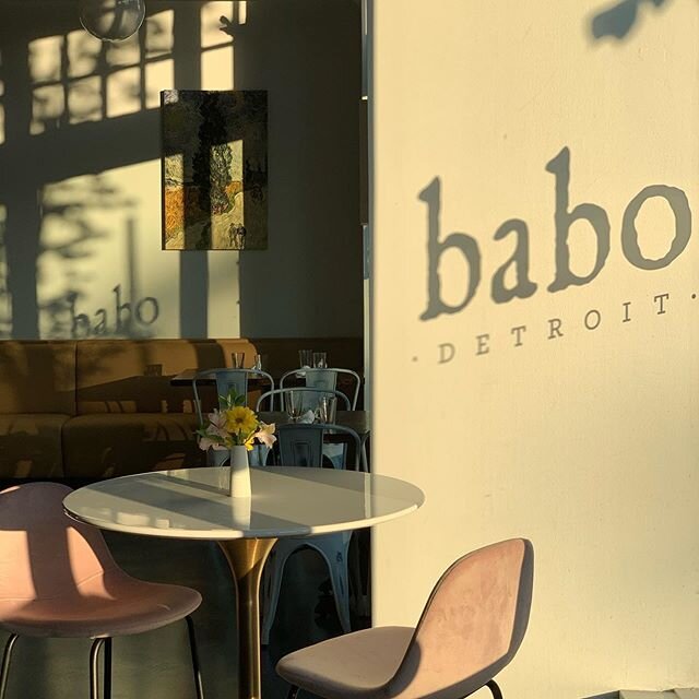 evening babo vibes 🌞
we&rsquo;re pumped to have our dining spaces back open and we&rsquo;re working extra hard to make sure your dining experience is a safe one. join us for brunch or lunch, friends 🖤