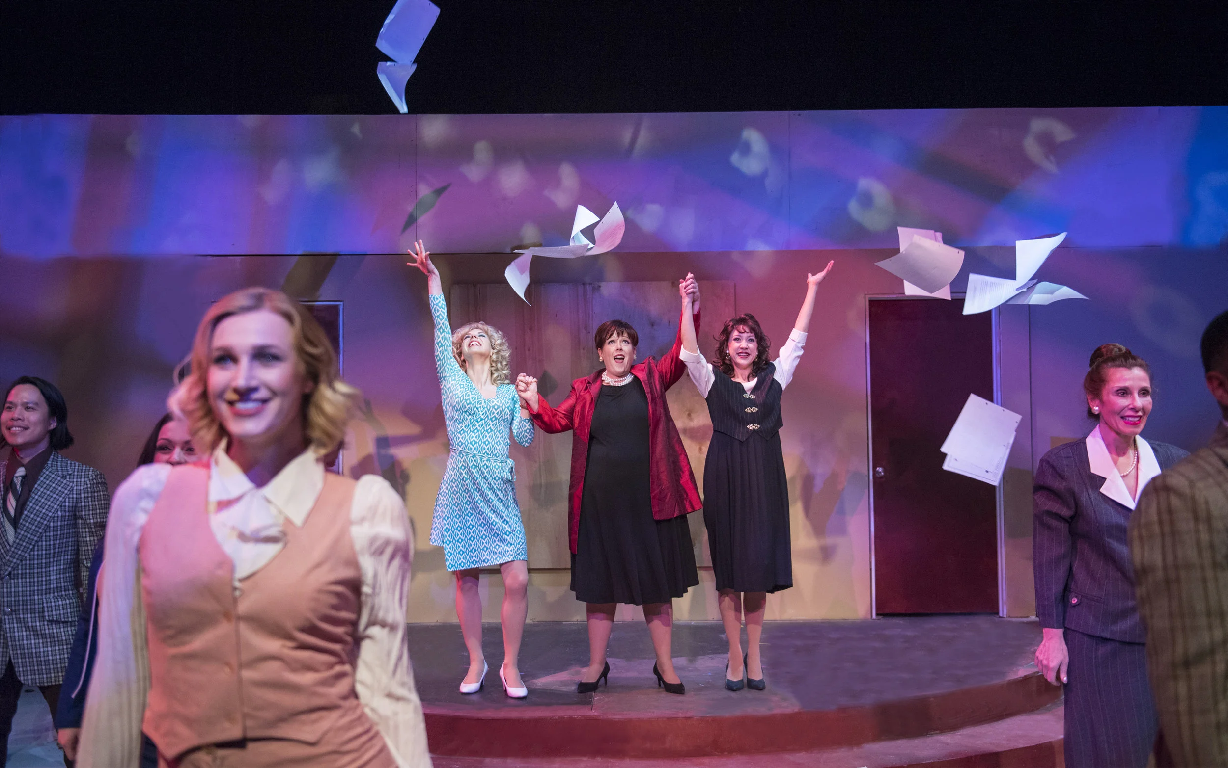 Allie Townsend as Doralee Rhodes in 9 to 5 . Photo by David Allen