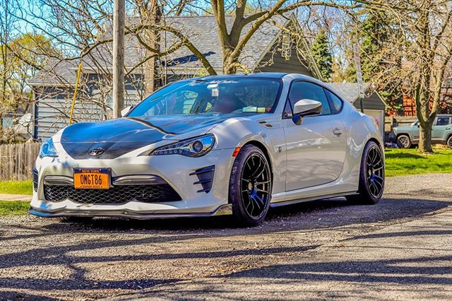 Supercharged GT86 on some slick wheels tuned at @boostedcreationsny, you can come see it at our events.
-
-
Photo from the cars owner: @nelloy_moe
-
-
#VelocityDriversClub #vdc #toyota #subaru #gt86 #ft86 #brz #frs #carclub #boosted #jacksonracing #p