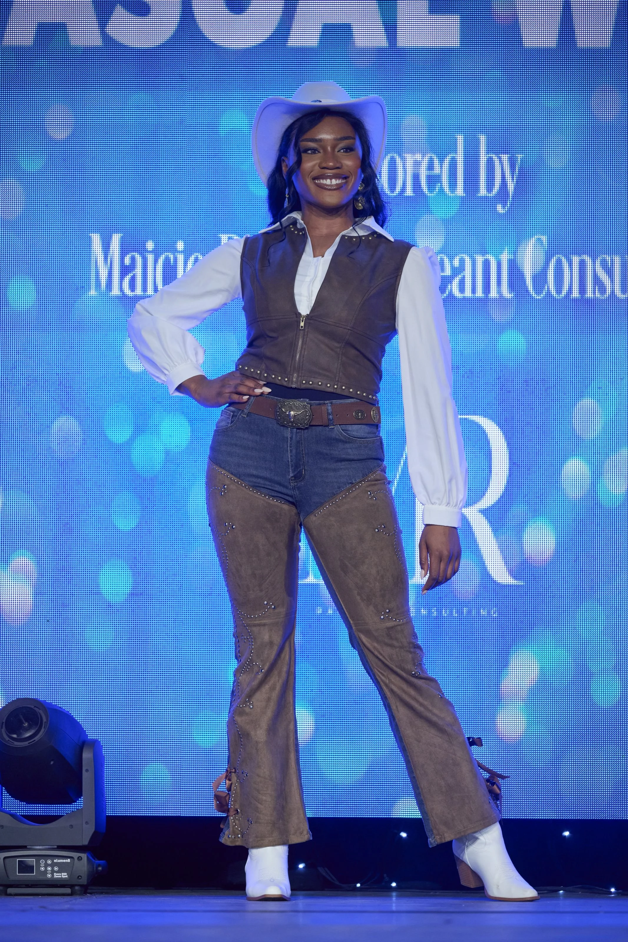 ￼012714_IJM-26_F_SR-Opt.jpg