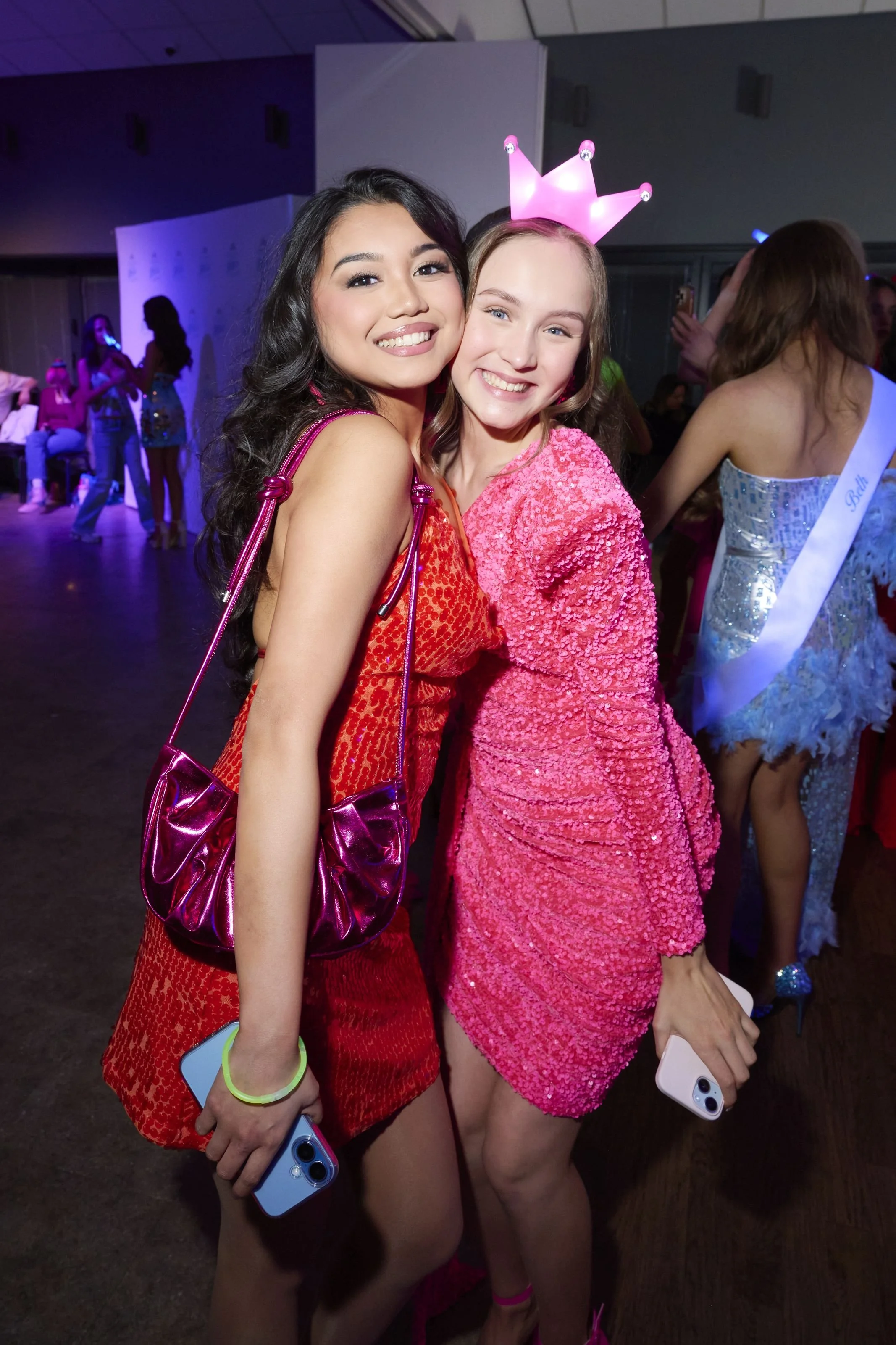 ￼000579_IJM-26_B_Neon-Party.jpg
