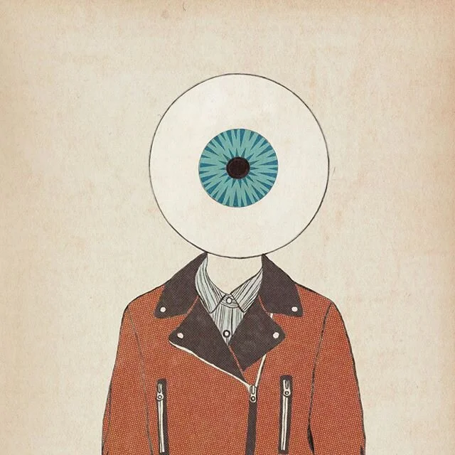 Taking a little photography break to work on some new illustrations ✨👽👁🌙