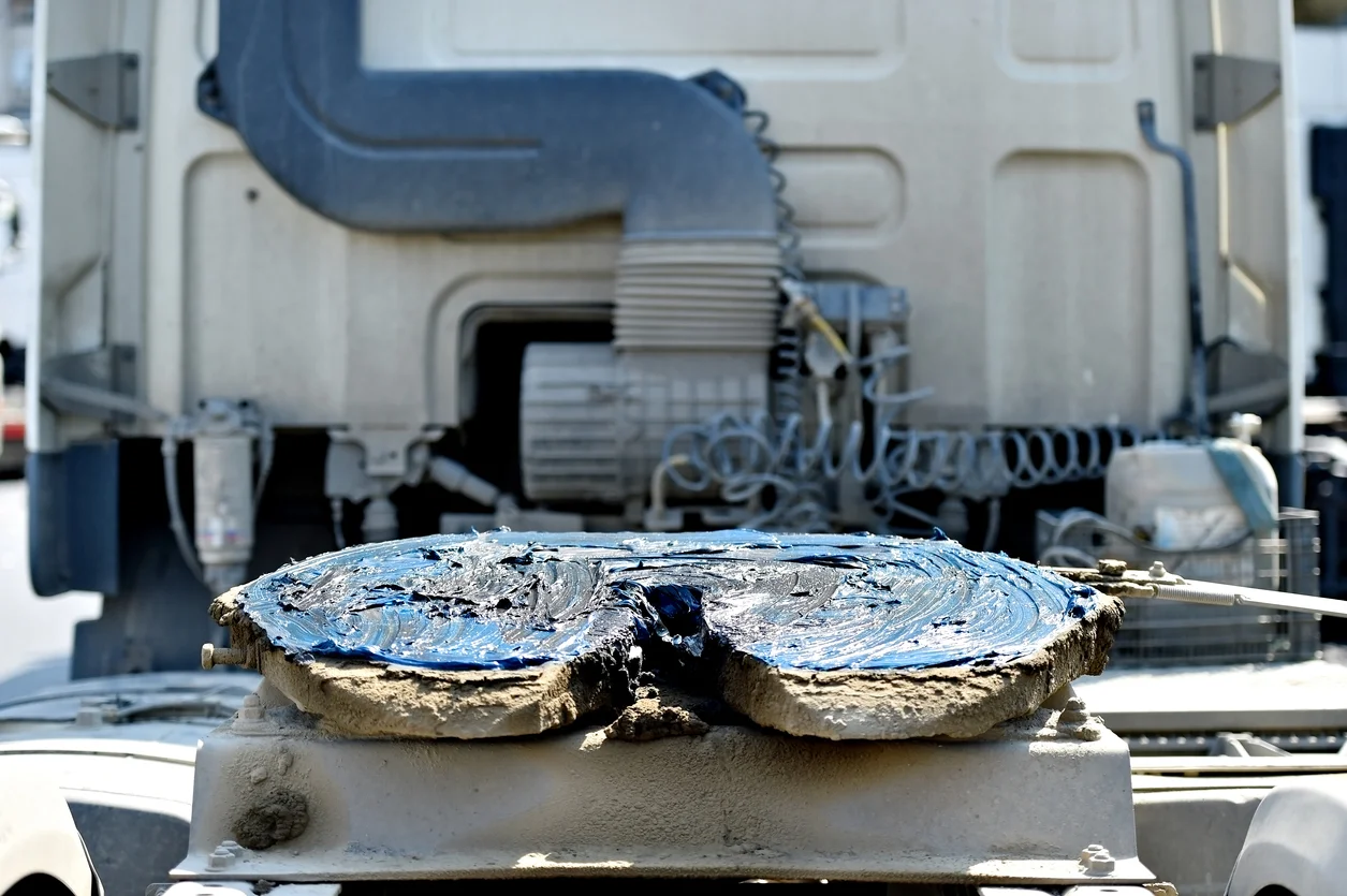 LP-10_trailer-hookup.jpg