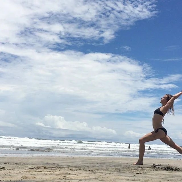 Invisible Illness ✨
#sponsored
.
The SUN, SAND, and OCEAN do I could job of hiding my PAIN in this picture 🤕 but the PHYSICAL and EMOTIONAL discomforts of being HIT by a car have continued to stay with me 😔 .
While CONCUSSIONS are treatable my hope
