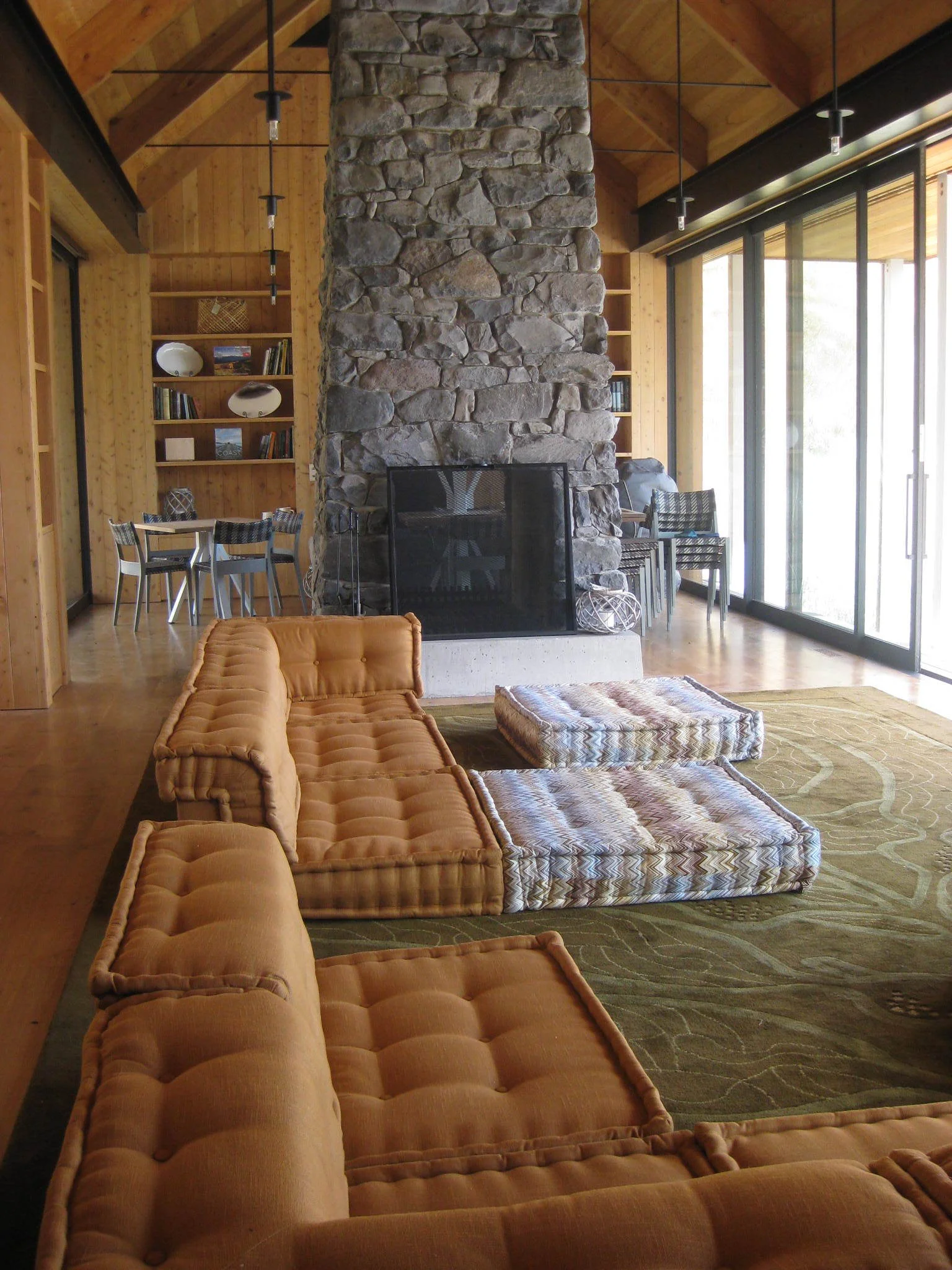 Scrubby Bay - Surrounded by hills on three sides, this private bay was designed with family space in mind.