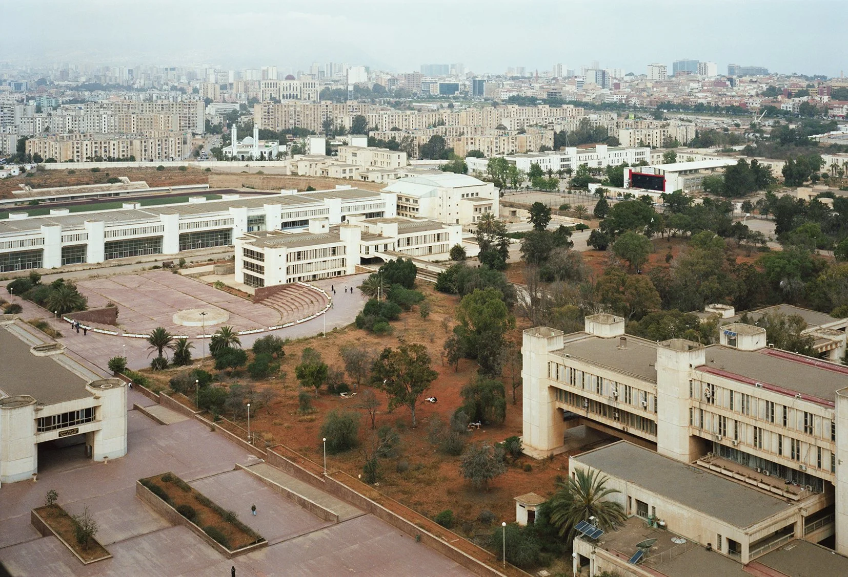 09_OranTechUni1_04.jpg