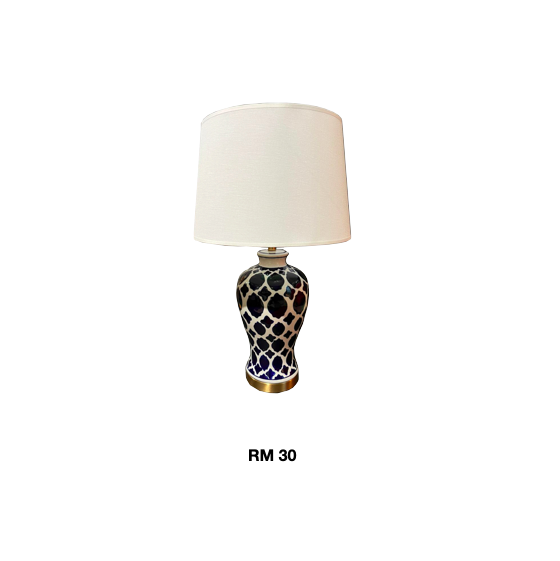 Ceramic Table Lamp.png
