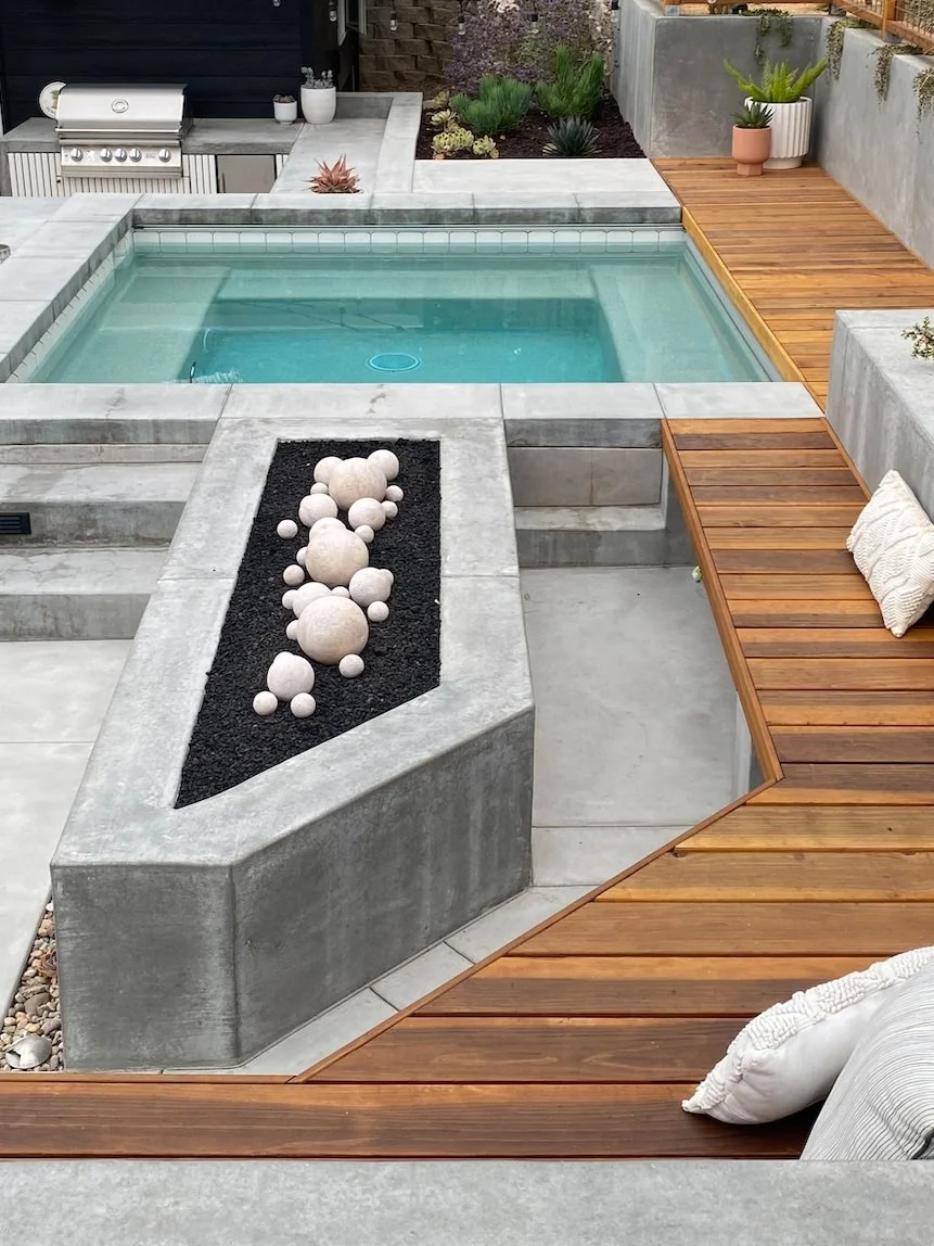 Fire pits - Your cozy backyard friend
