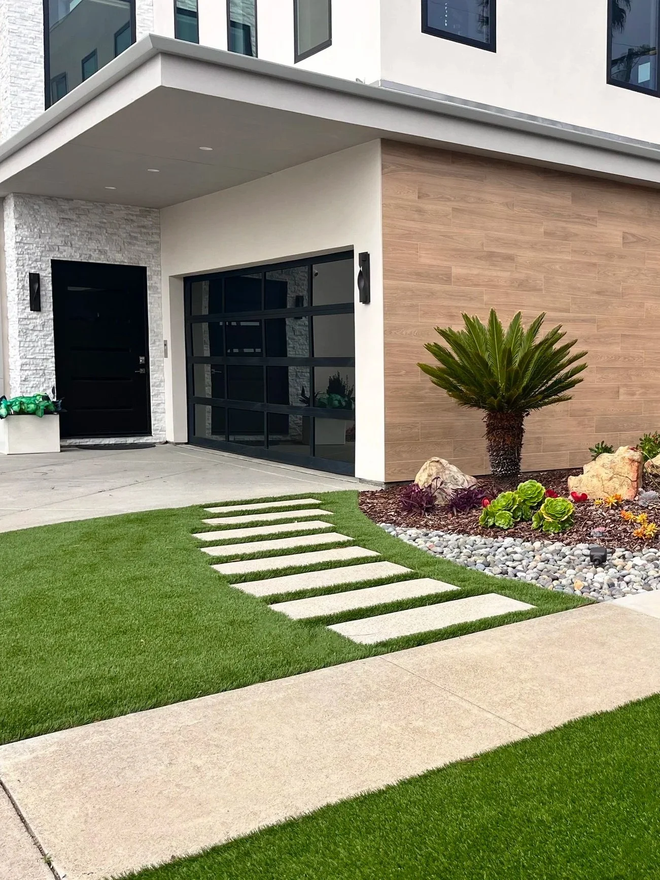 Artificial Turf in Southern California: Is It Really the Best Choice for Your Yard?