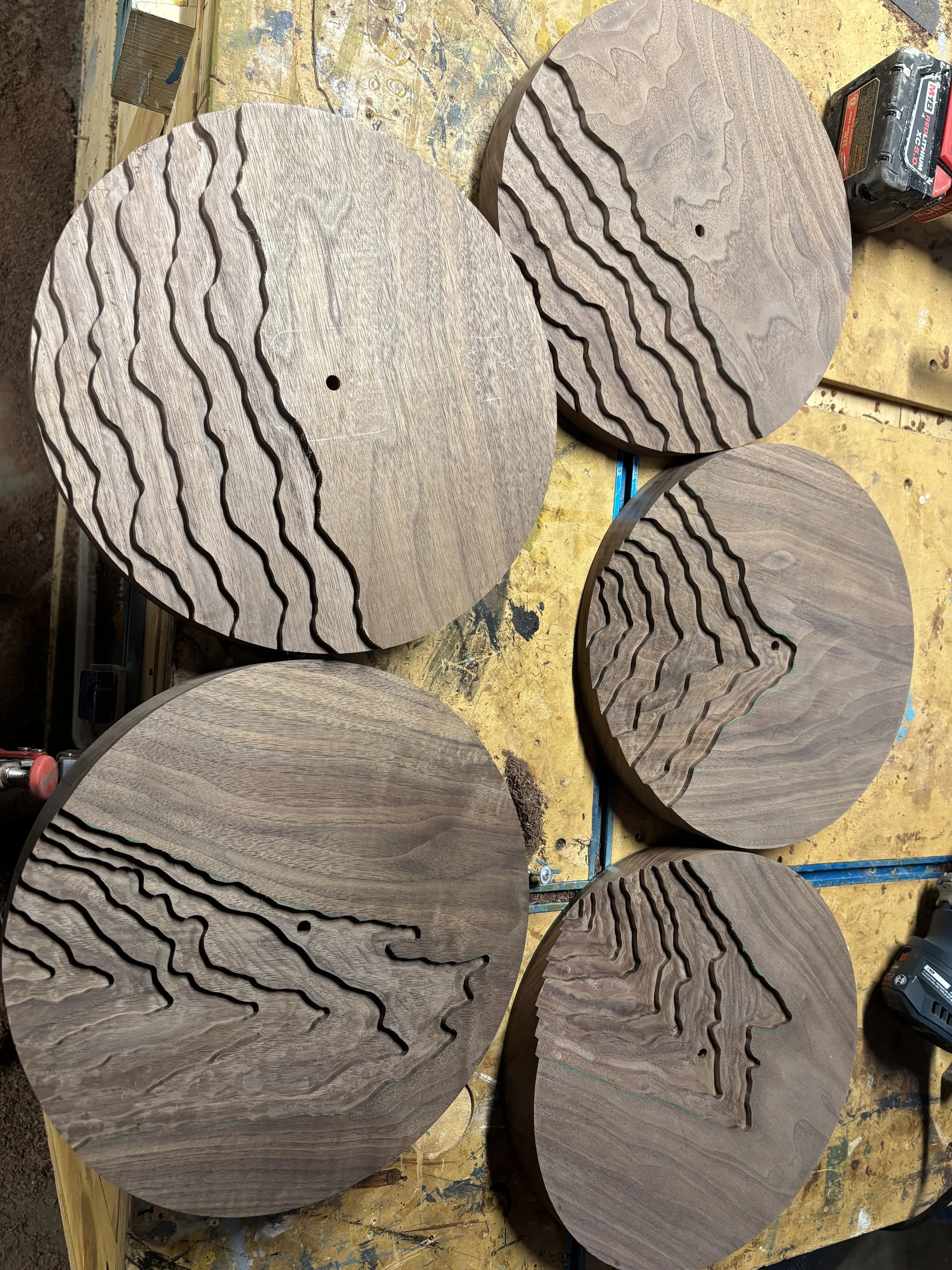 Hand Carved, Very Carefffffffulllly. I Use A Router & Lots Of Sandpaper