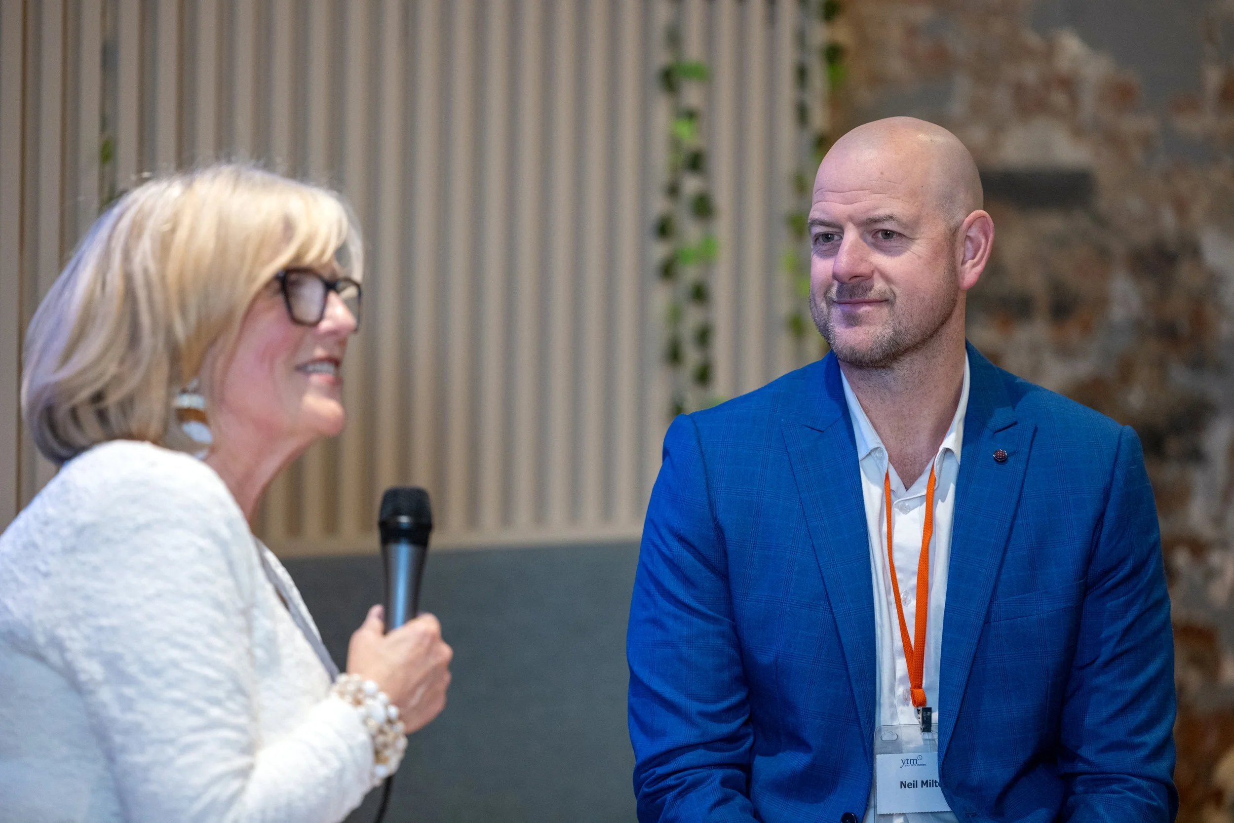 Kerryn Powell is a facilitator, podcast host and community builder who creates conversations and panel discussions. Speaking with Neil Milton on the importance of meaningful conversations and vulnerability.