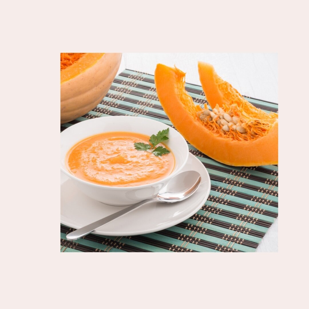Want a little sneak peek inside the 101 Baby Food Recipe guide?⁠
⁠
Here's a recipe you can make for your little one from the ages of 5 - 8 months!⁠
⁠
🎃 Pumpkin soup 🎃⁠
⁠
&bull; 1 medium brown onion⁠
&bull; 1 medium butternut pumpkin⁠
&bull; Water⁠
