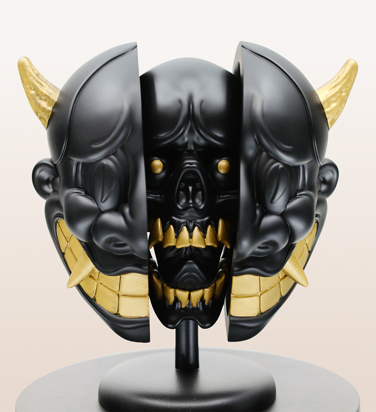 blackngoldsplithead.png