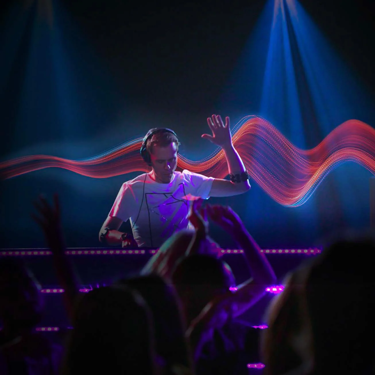 JAGUAR XE EUROPE x Armin van Buuren
