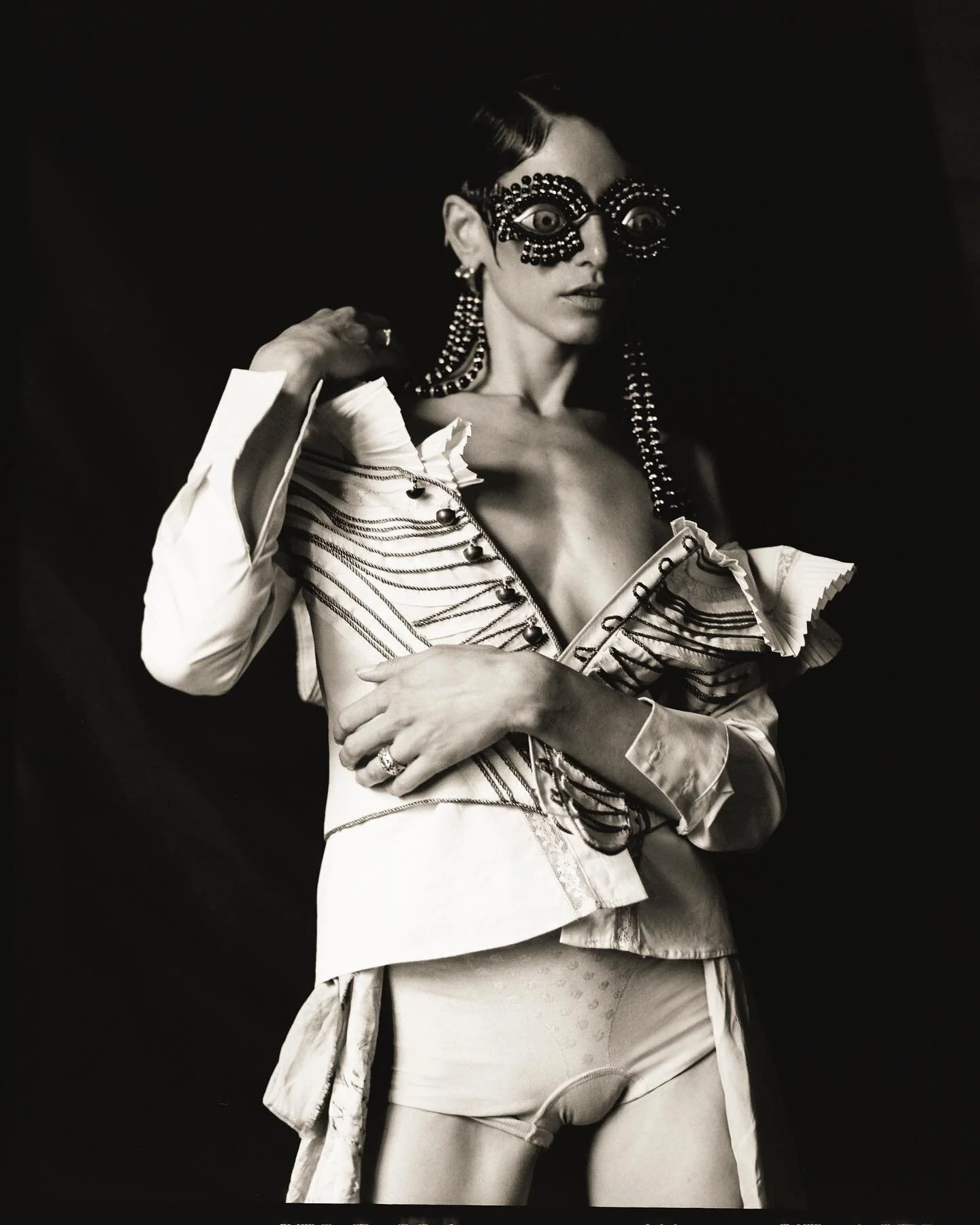 Muse @blueaida for the new #TheNonsenseIssue @vogueportugal !

 I cannot imagine a subject with which I feel more identified . #TheNonsenseIssue is dedicated to the absurd, to the lack of common sense, to foolishness, and also to stupidity... All wra