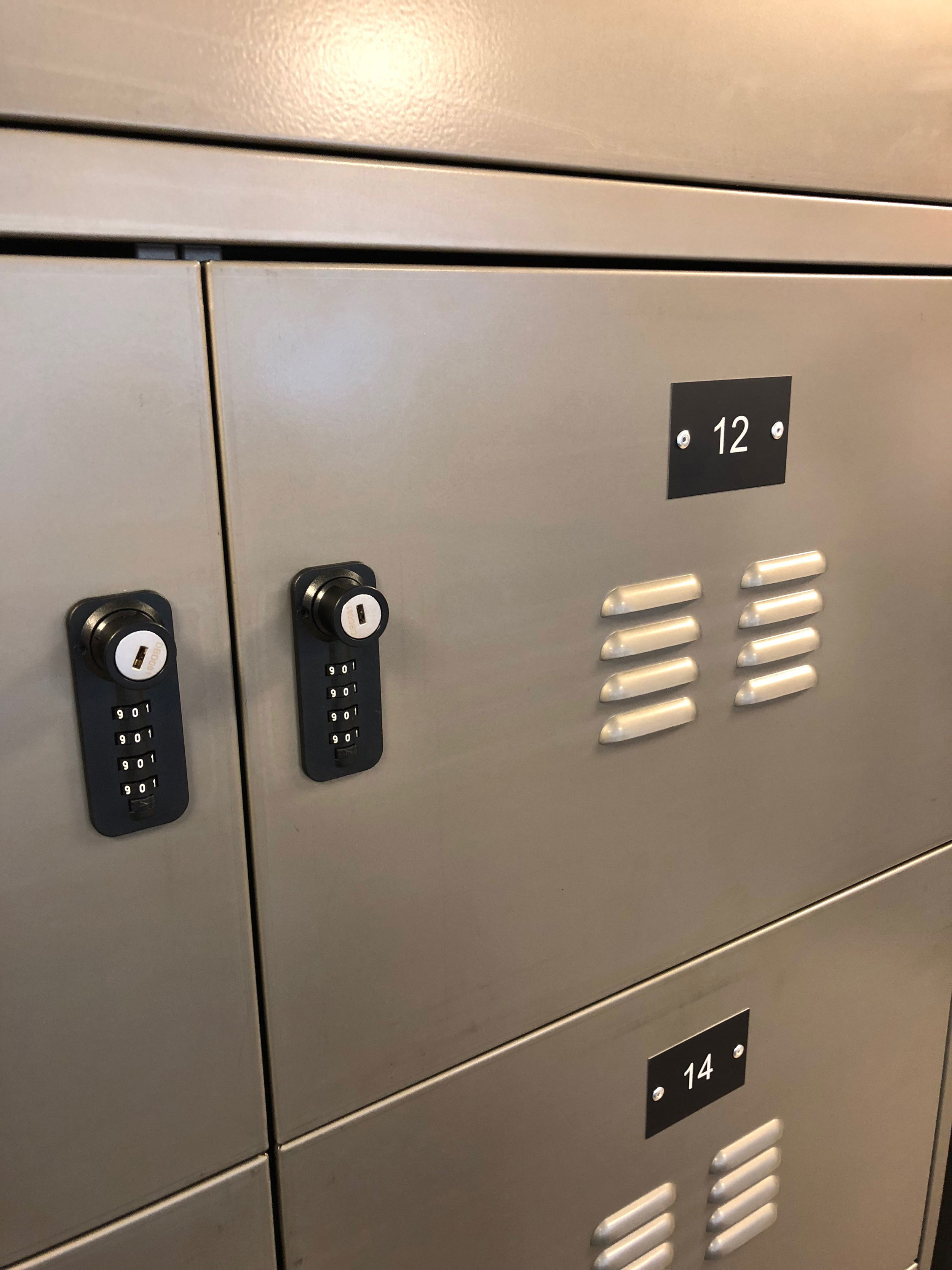 Gi Locker, combination locks