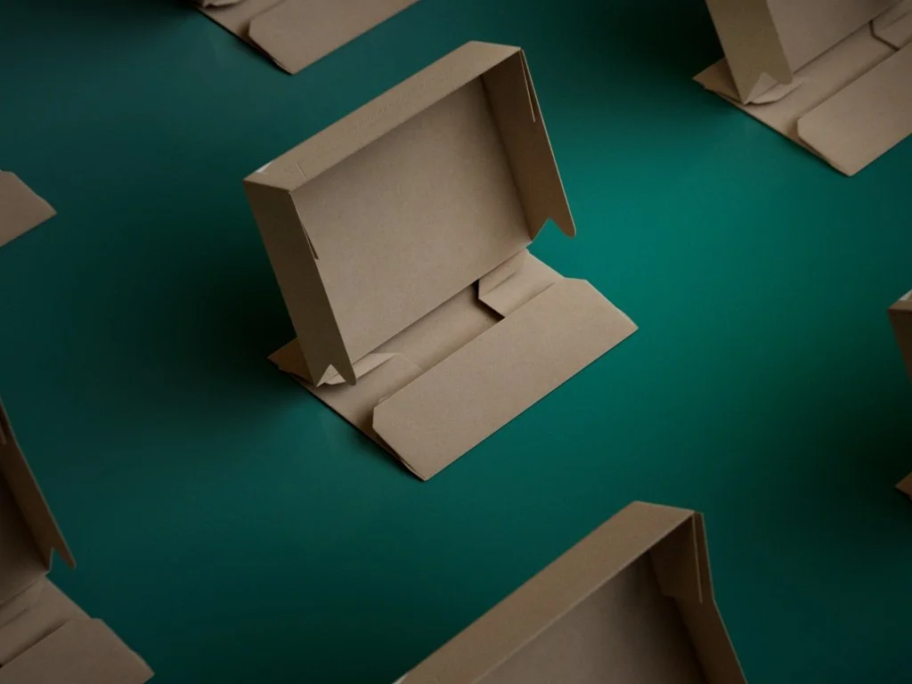 Zara_Box_Styleframe_Green_3.jpg