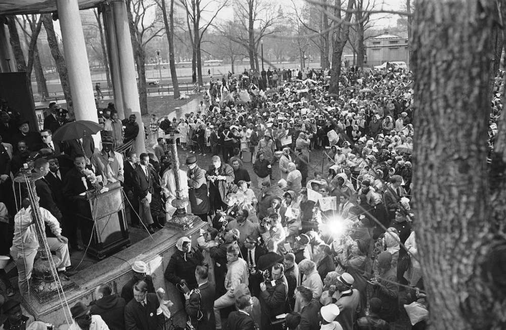 MLK_on_Boston_Common_e2dbd68f-3ccc-41c5-849a-730927d15b6c.jpg