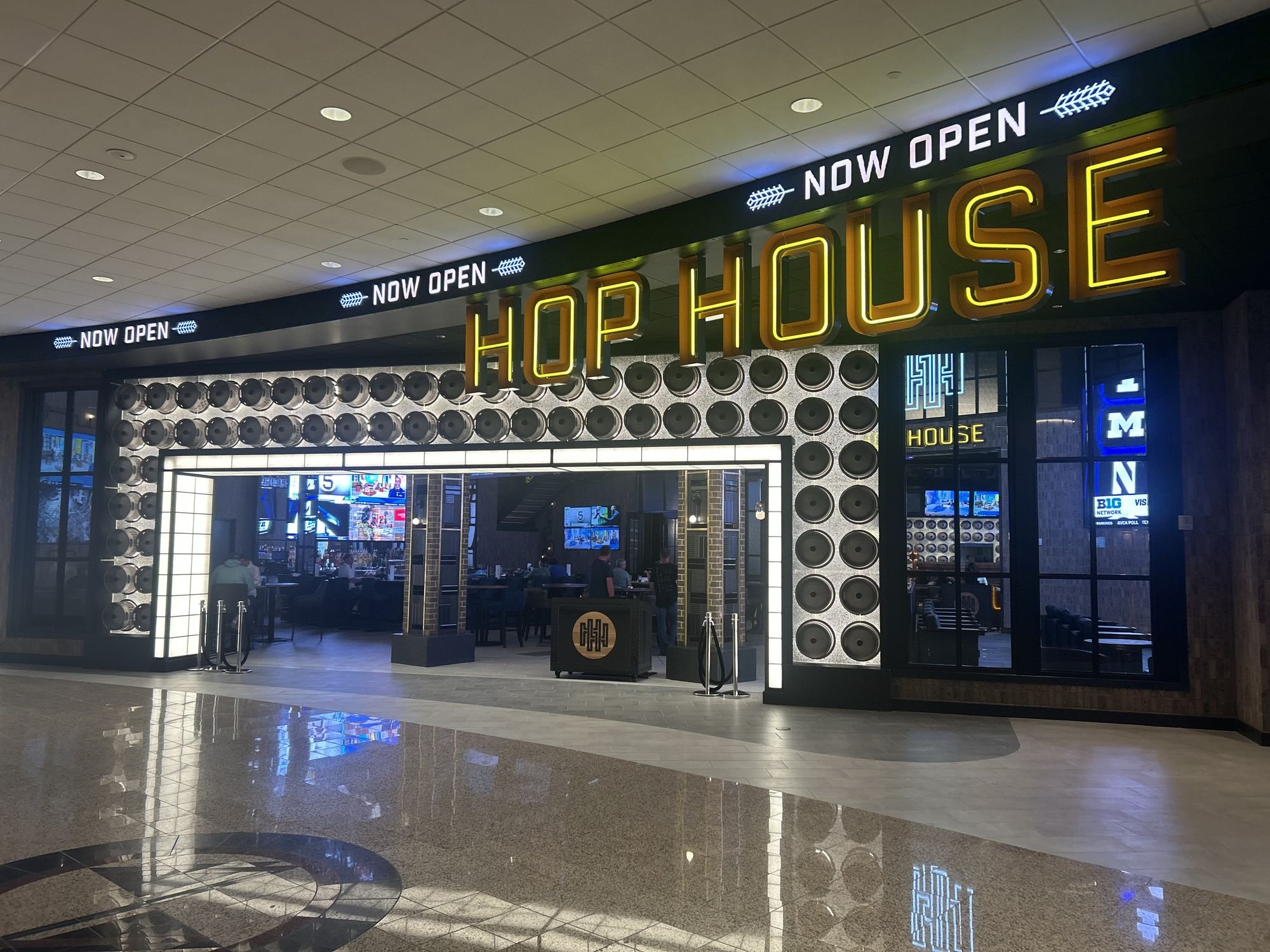 Bubbles on Tap at Hop House