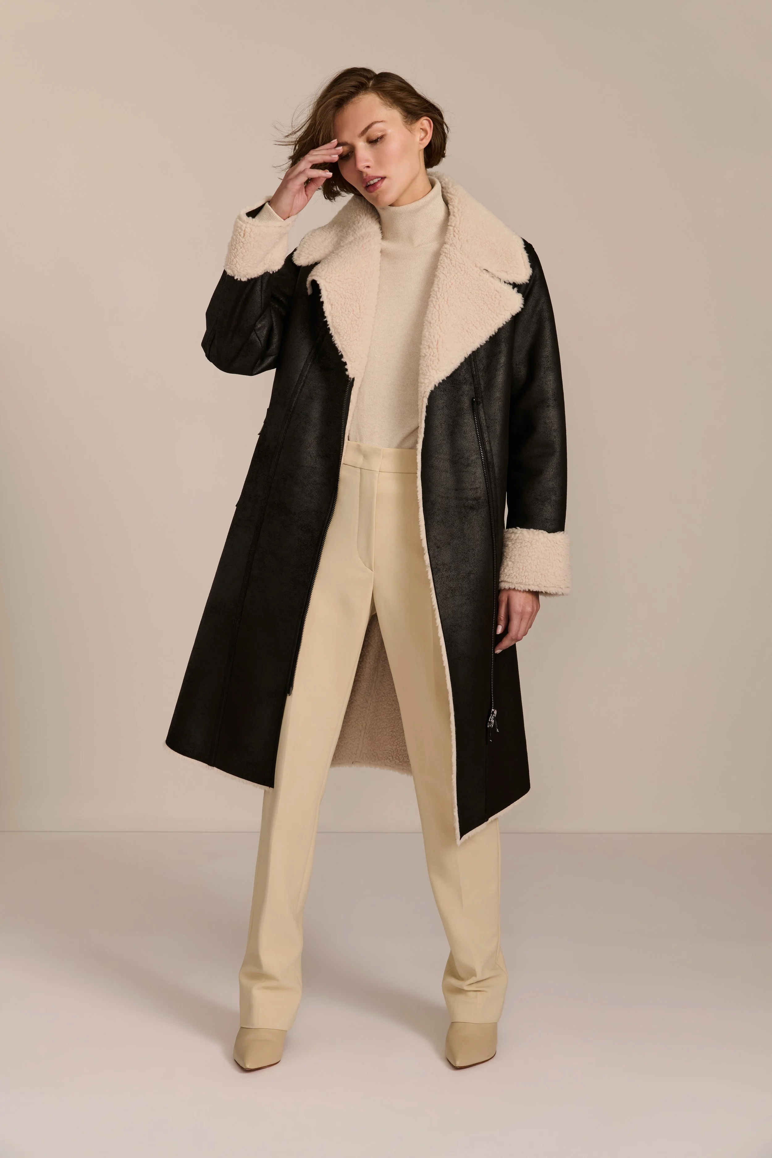 26426B122_BLACK_CREAM FUR-097.jpg