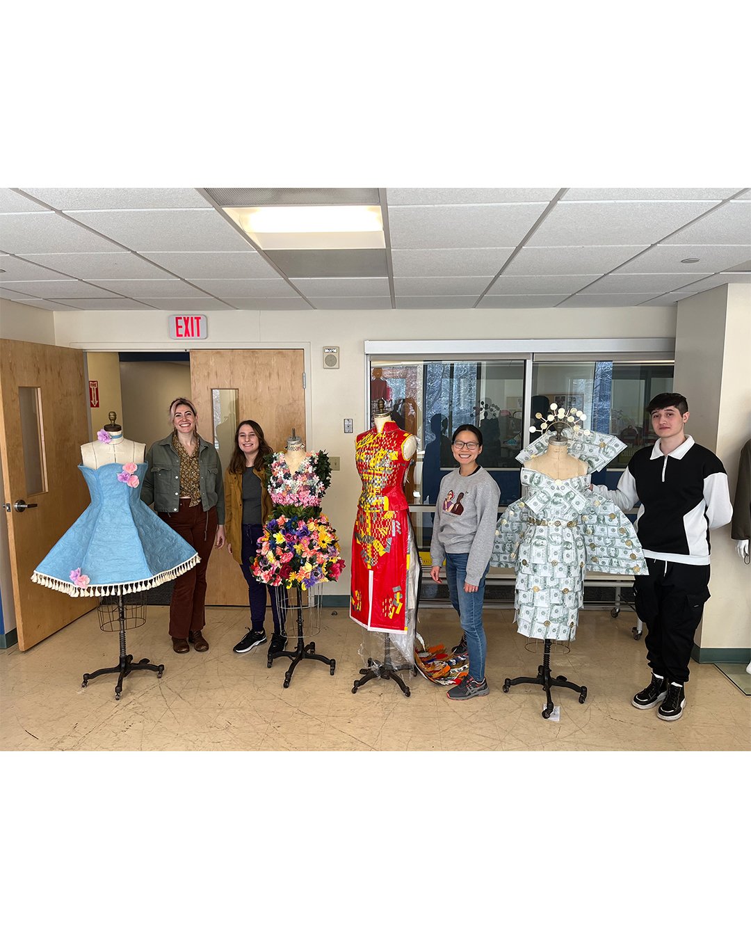 Take a look at the final projects of our 2D &amp; 3D design students! We always love witnessing the extraordinary creativity and individuality of our students, particularly when they are challenged to work with unconventional materials!
.
.
.
.
.
.
#