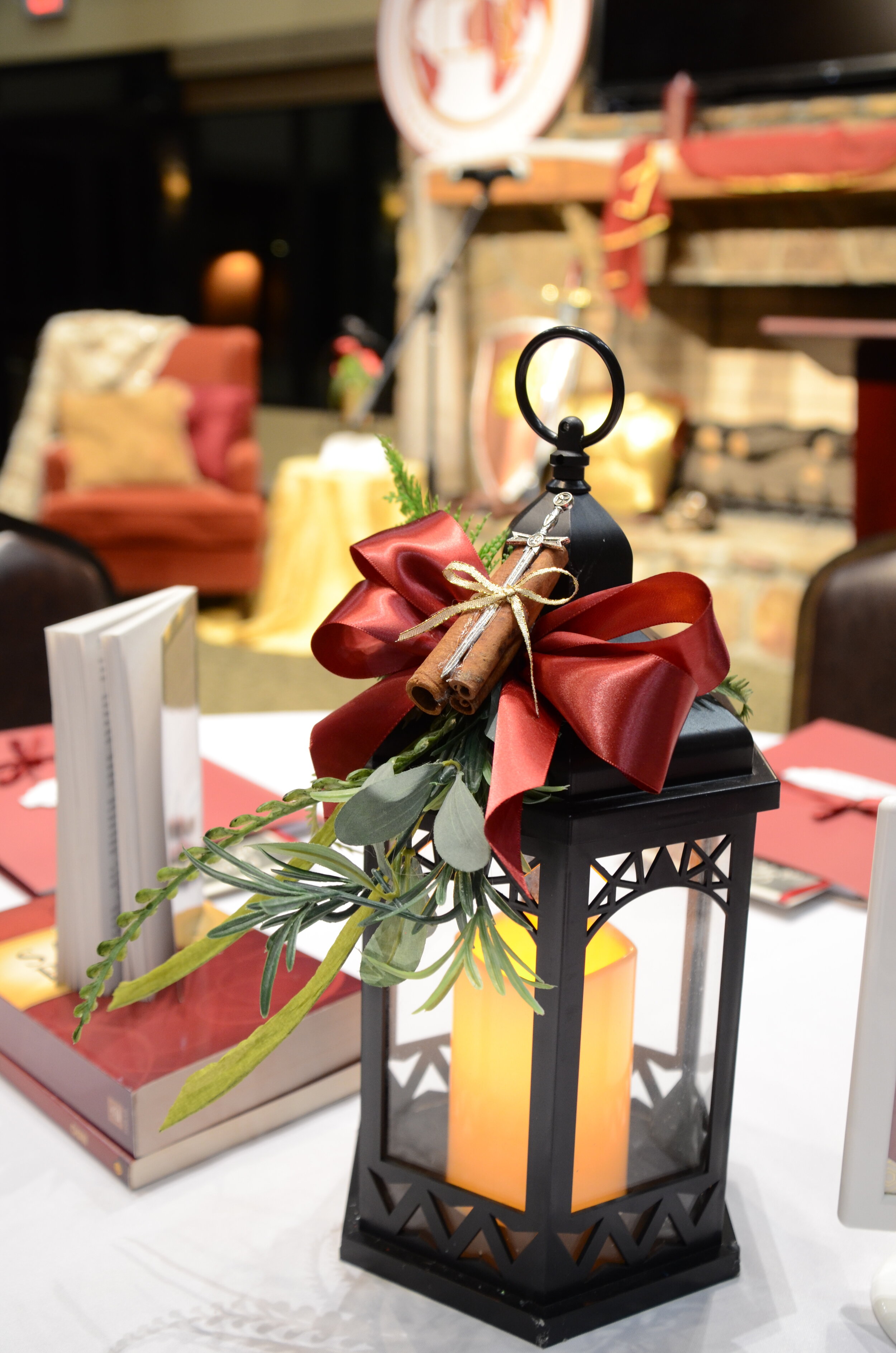 Lampara a mis pies tu palabra y lumbrera a mi camino